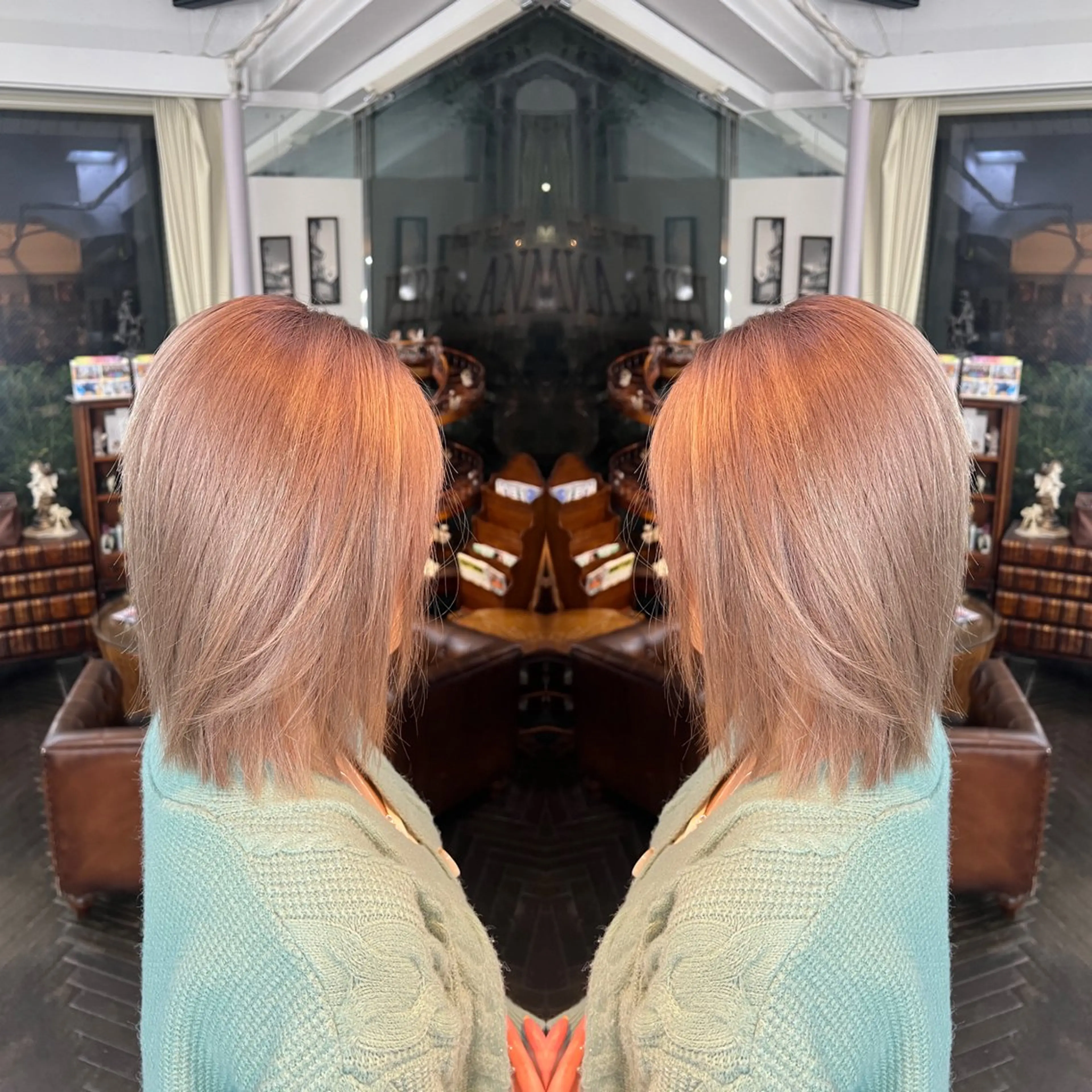 ミディアム カラー ハイライト/レイヤー /ハイトーン/AOIのヘアスタイル