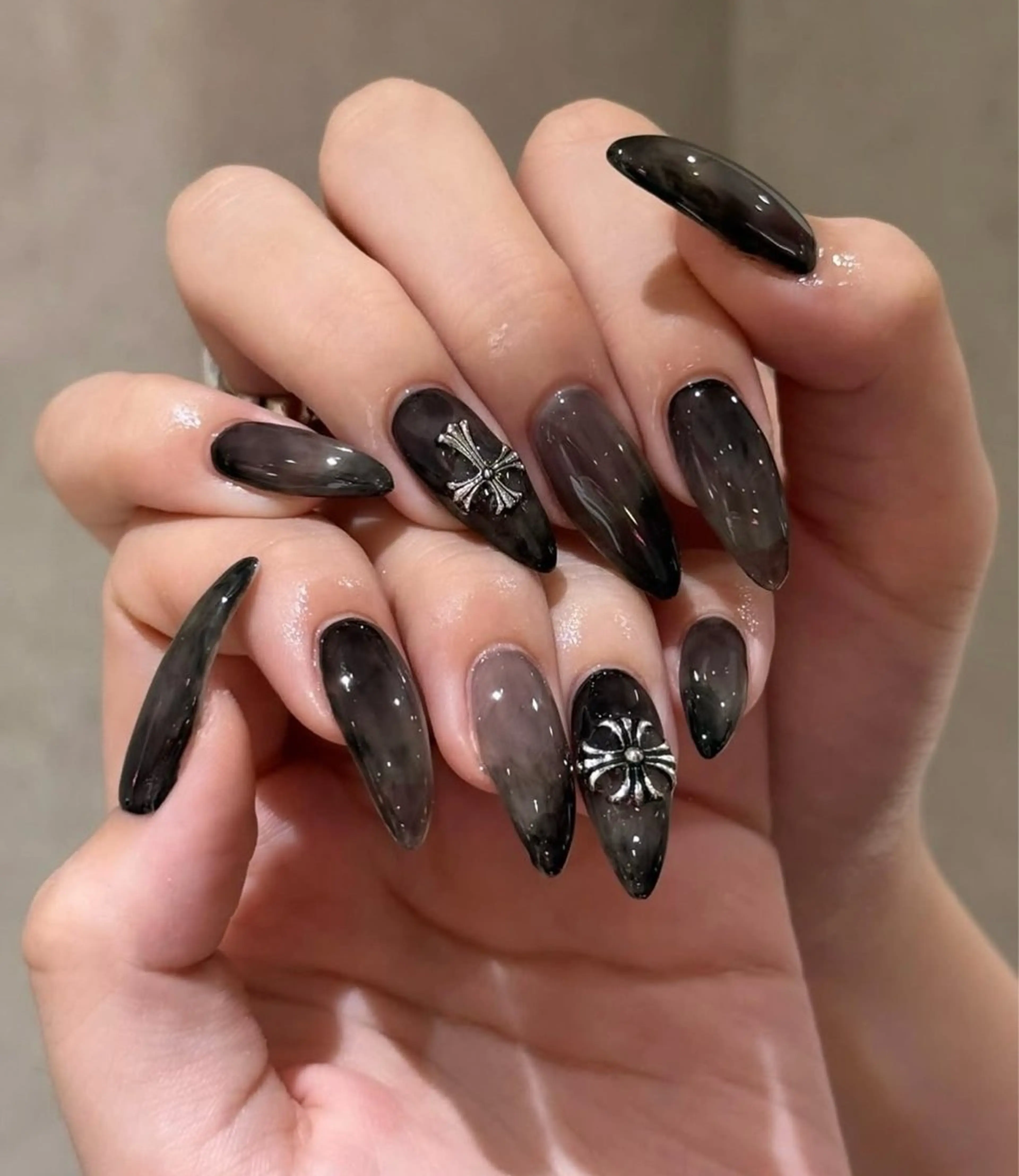 ネイル ハンドネイル luna ルナのネイルデザイン