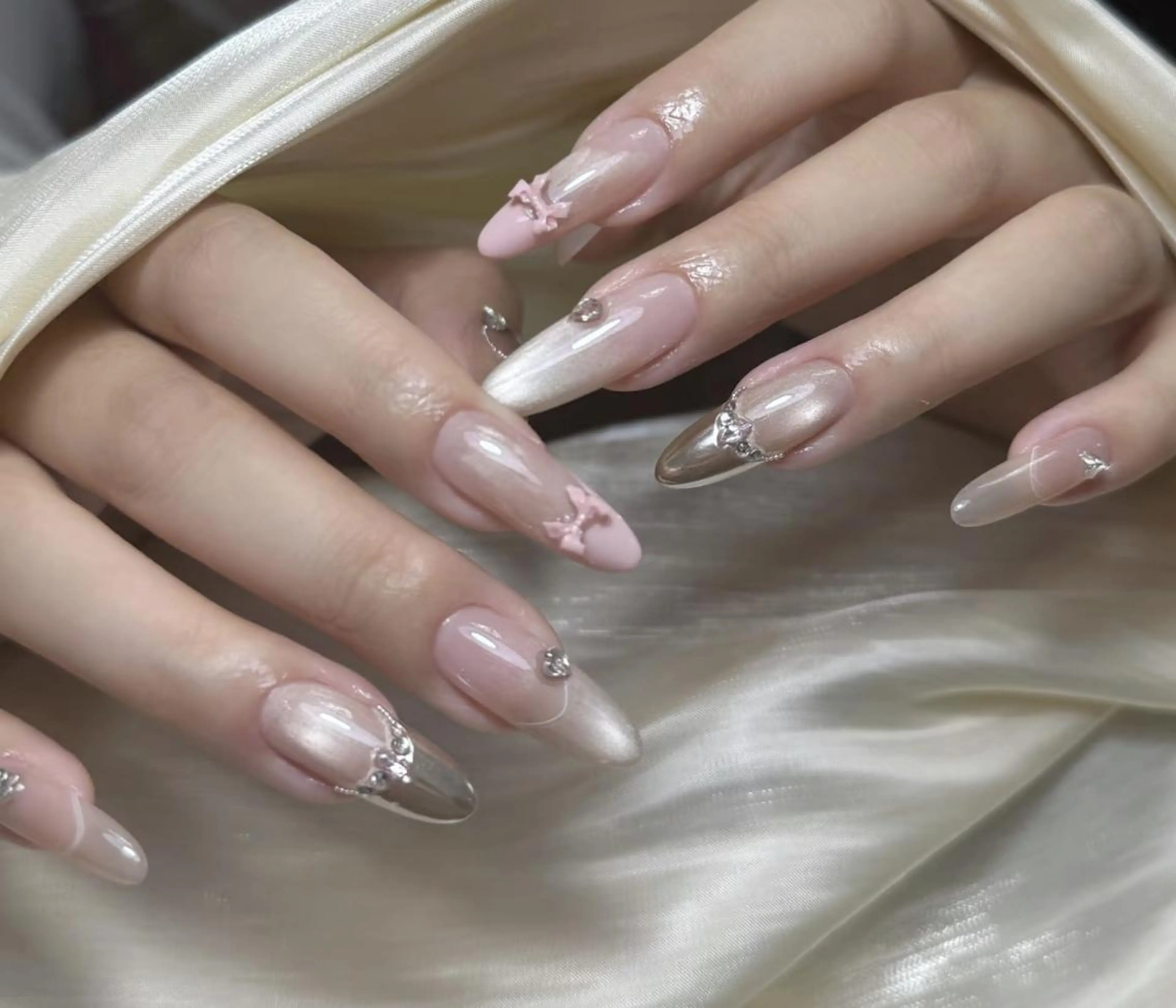 ネイル ハンドネイル 🎀 NaNa_nailのネイルデザイン