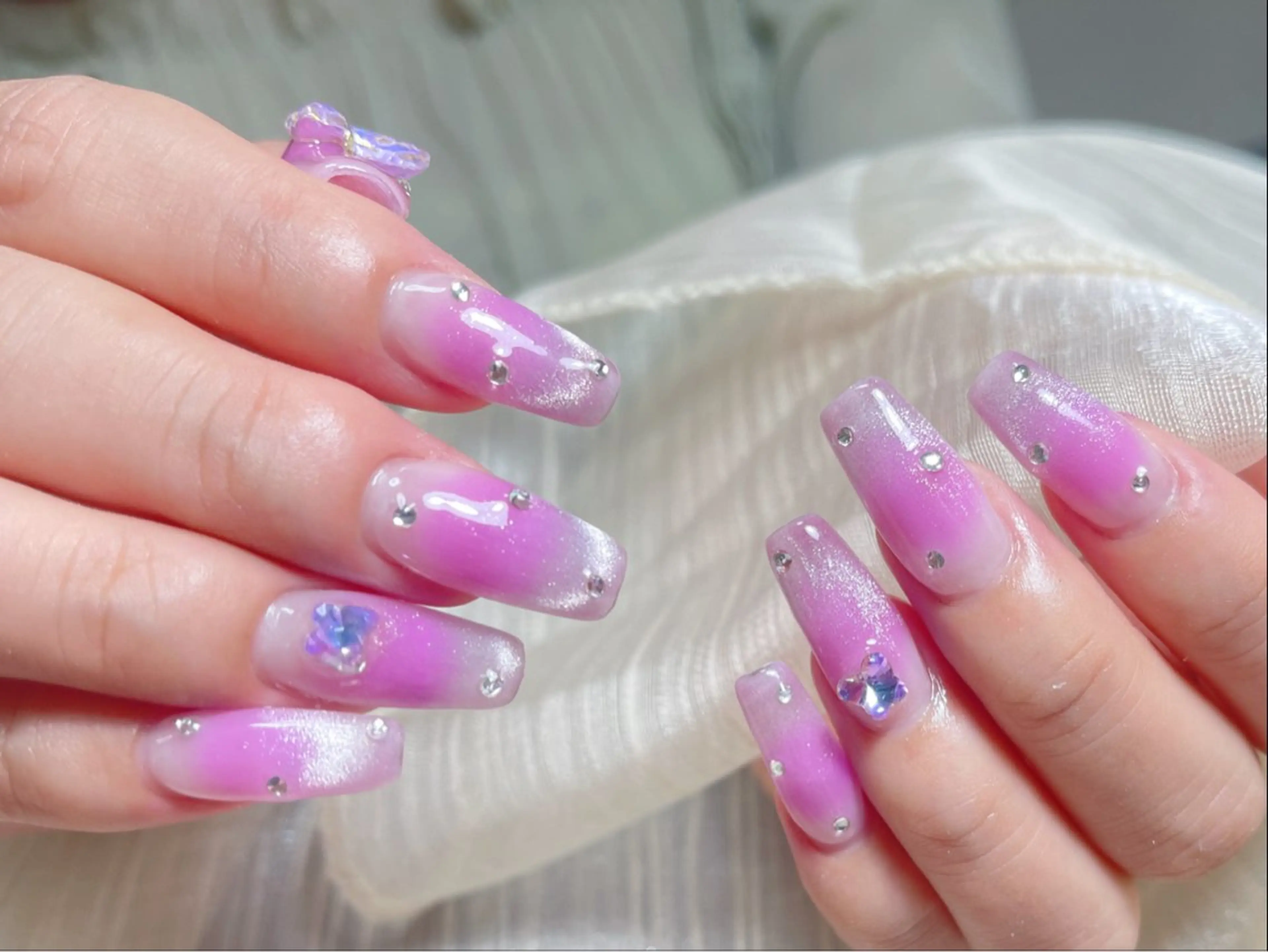 ネイル ハンドネイル 🎀ネイルサロン エクラYUI🎀のネイルデザイン