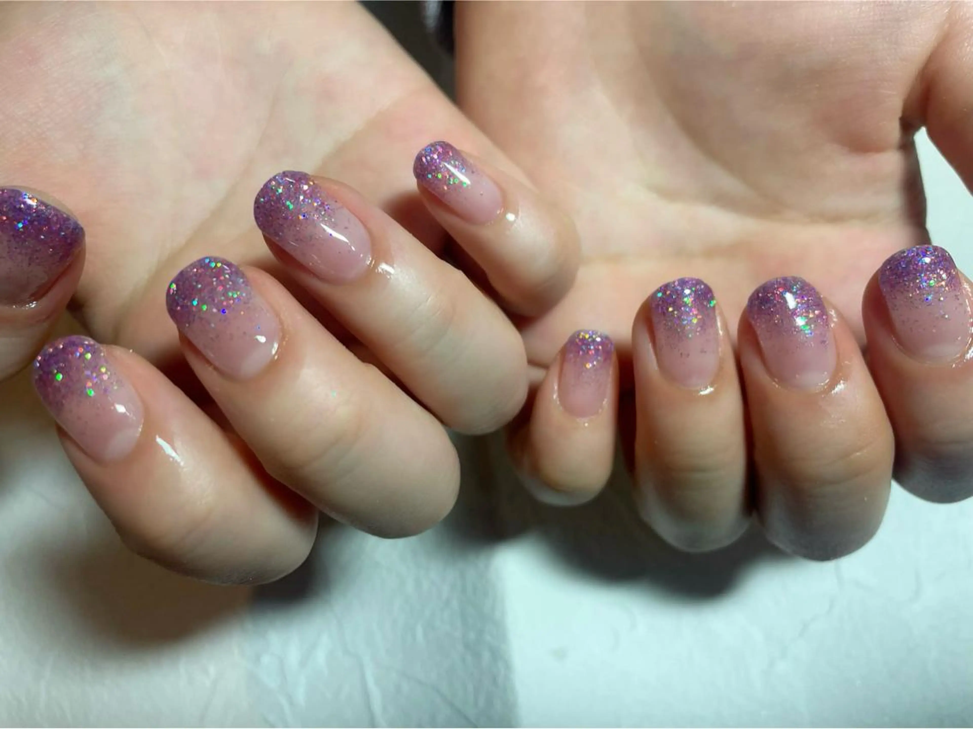 ミディアム ネイル ネイルスタジオ シェイクユアハンズのネイルデザイン