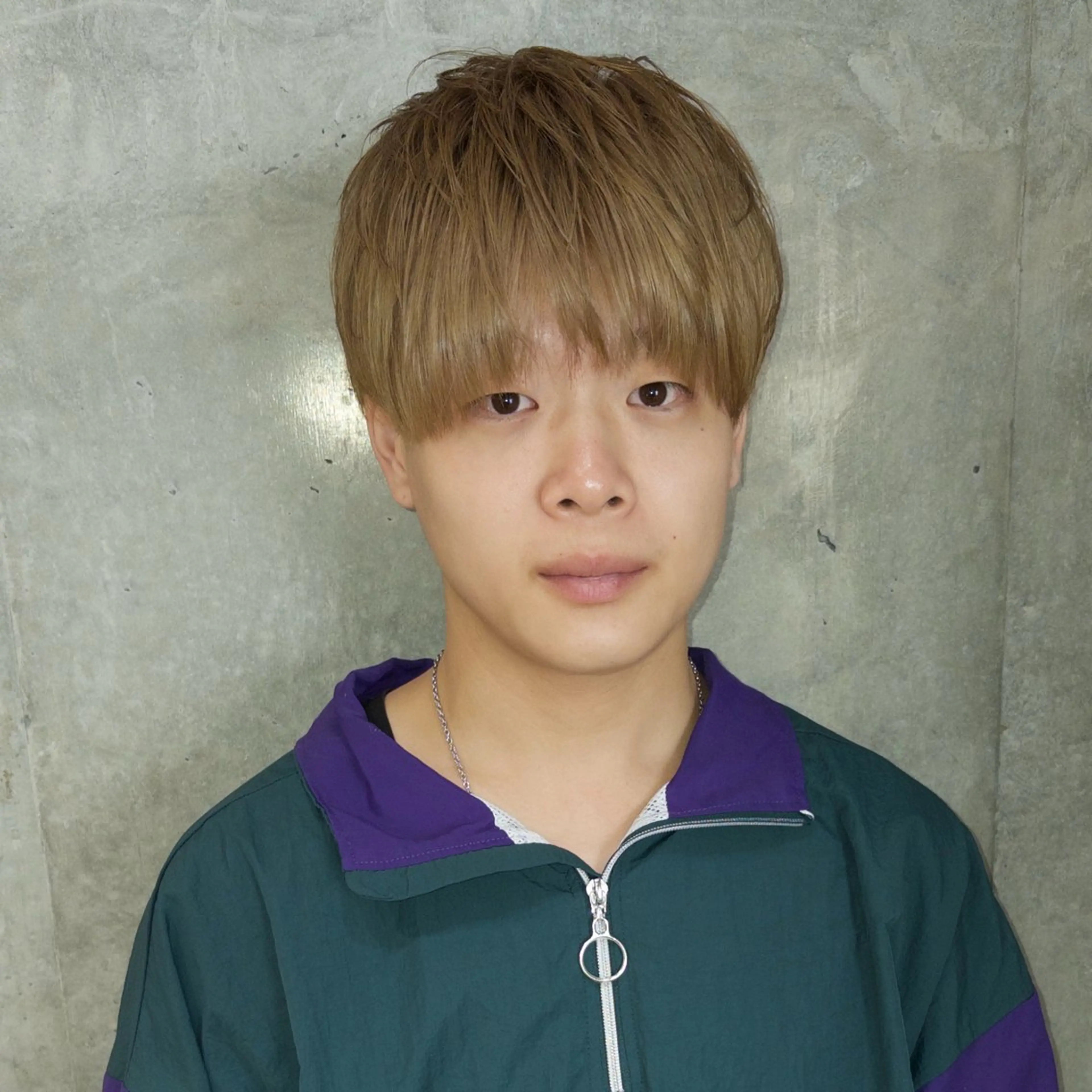 ショート カラー メンズ メンズブリーチ メンズハイトーン スパイキーショート ベージュカラー ブリーチ カット ヘアカラー 🔥メンズ特化🔥 ハイトーン/RUKIのヘアスタイル