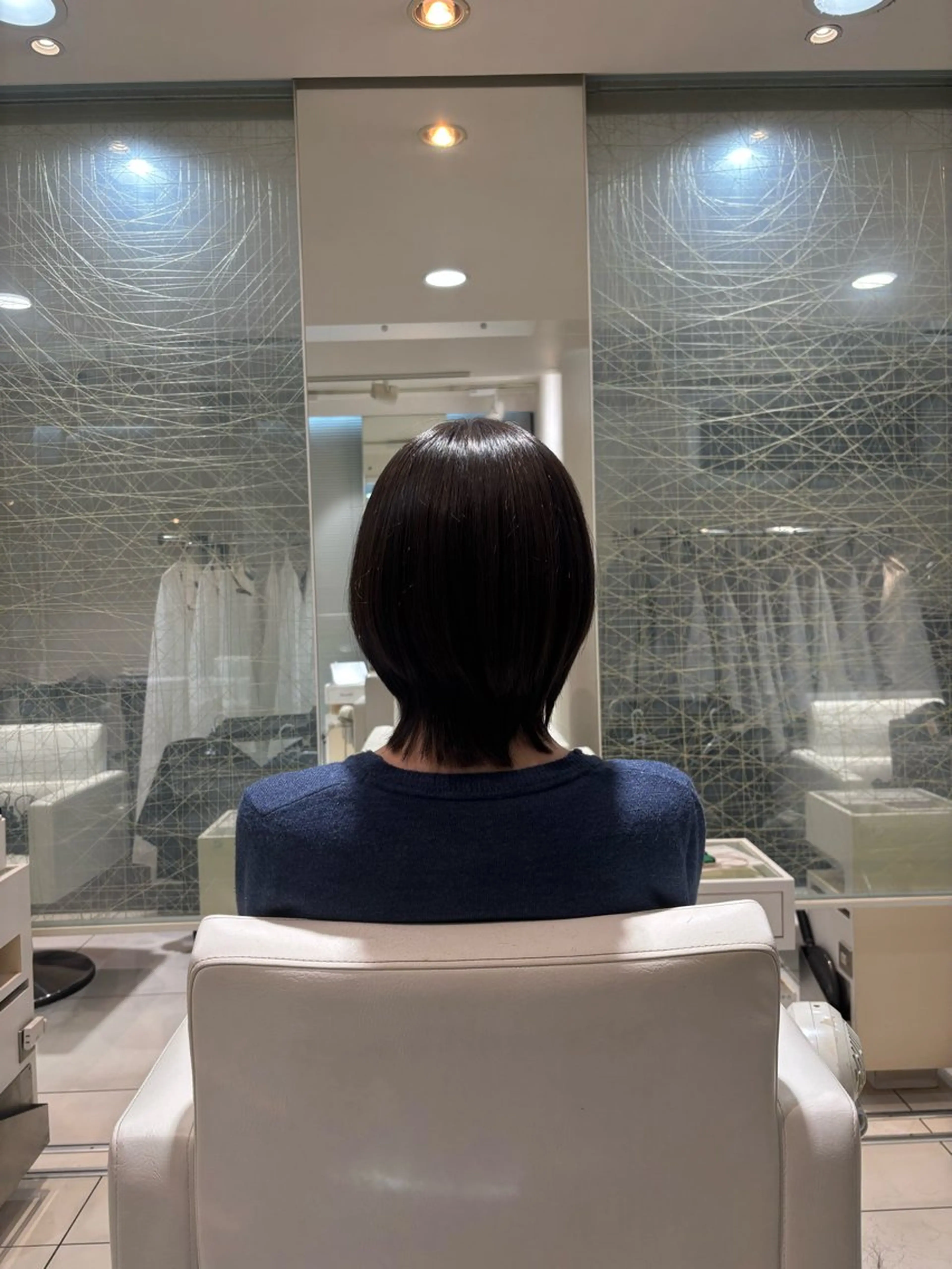 ミディアム 田中 桃嶺のヘアスタイル