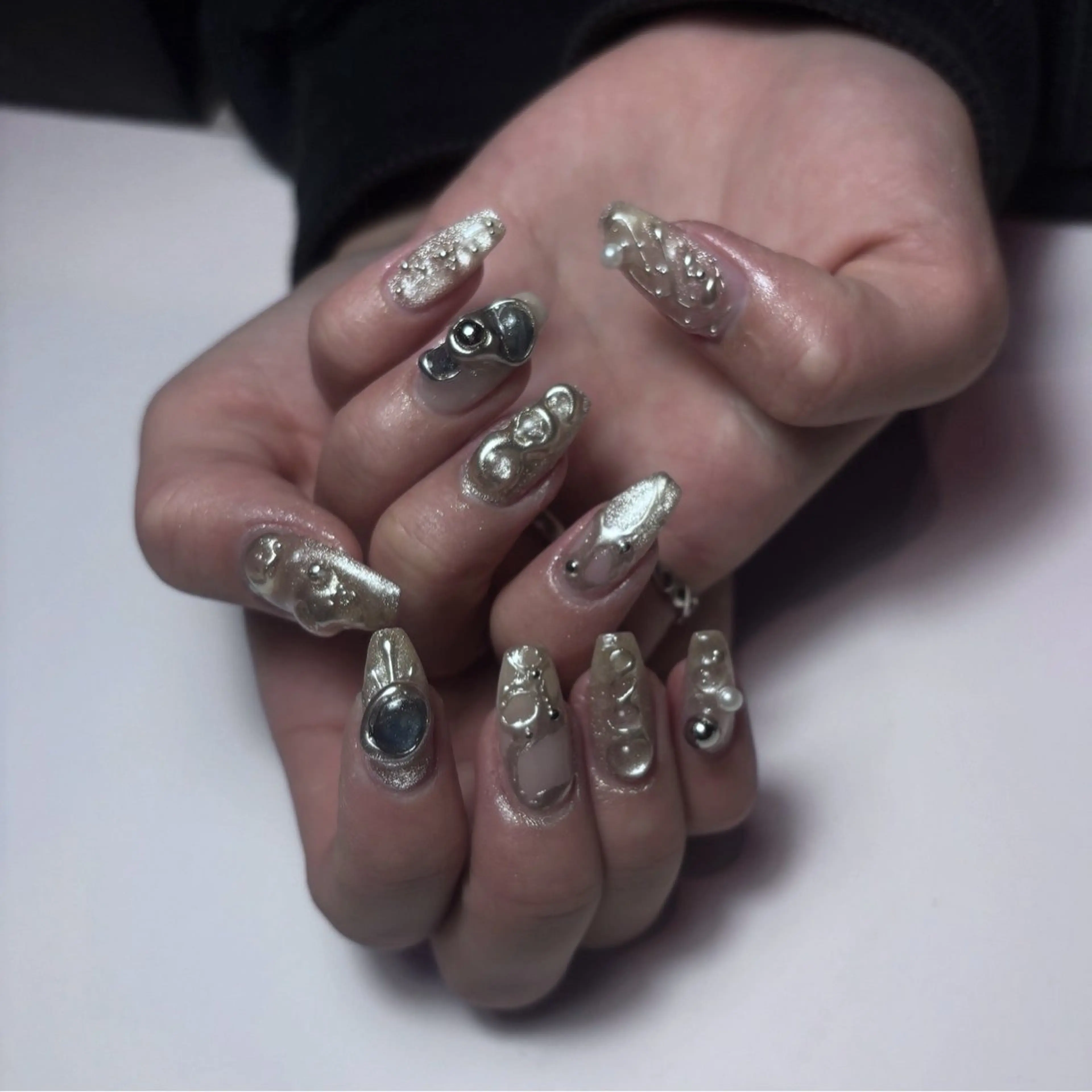 ミディアム Siita Yukiのネイルデザイン