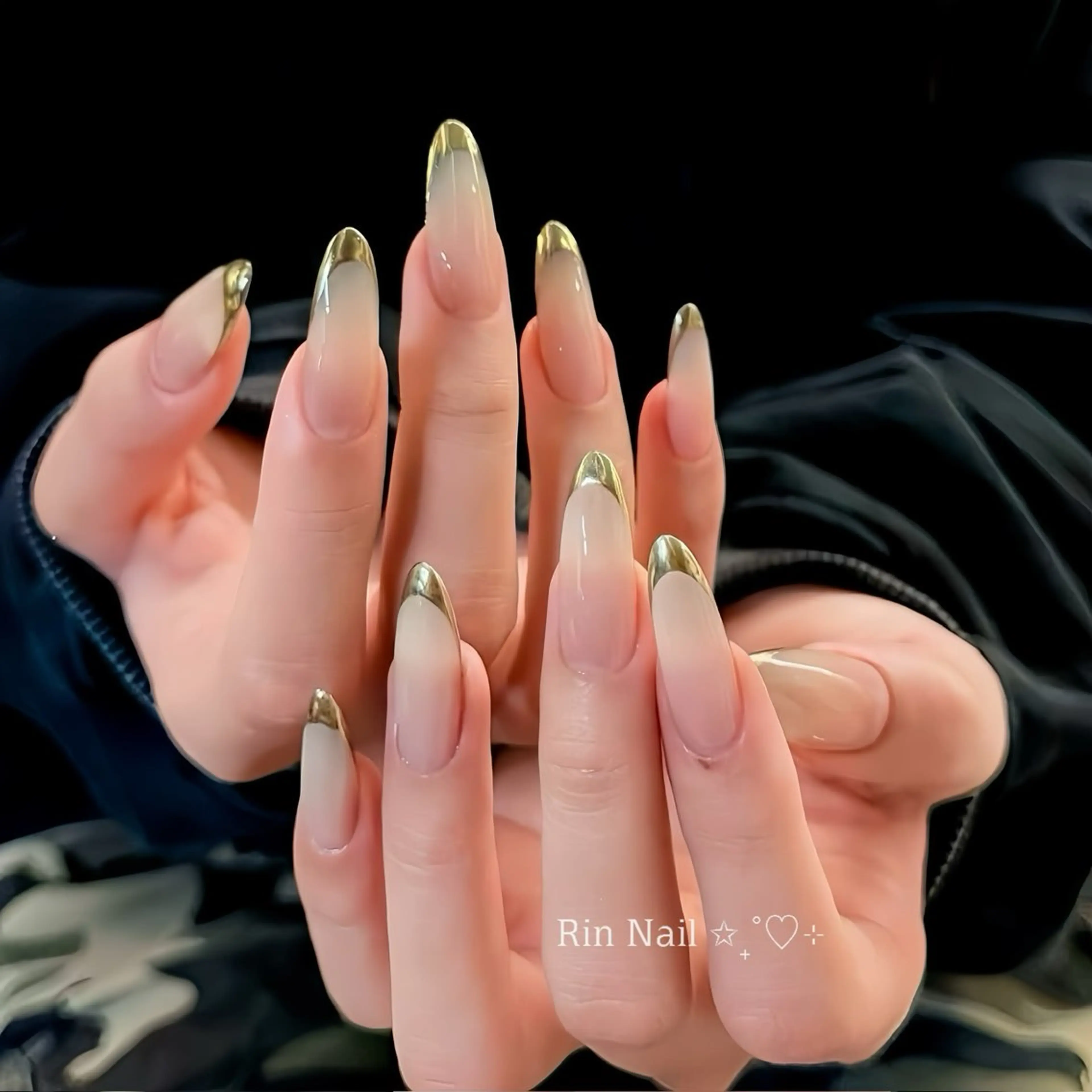 ネイル ボルドー フレンチネイル グラデーション キラキラネイル 韓国ネイル ハンドネイル Rin Nail Shinokuboのネイルデザイン