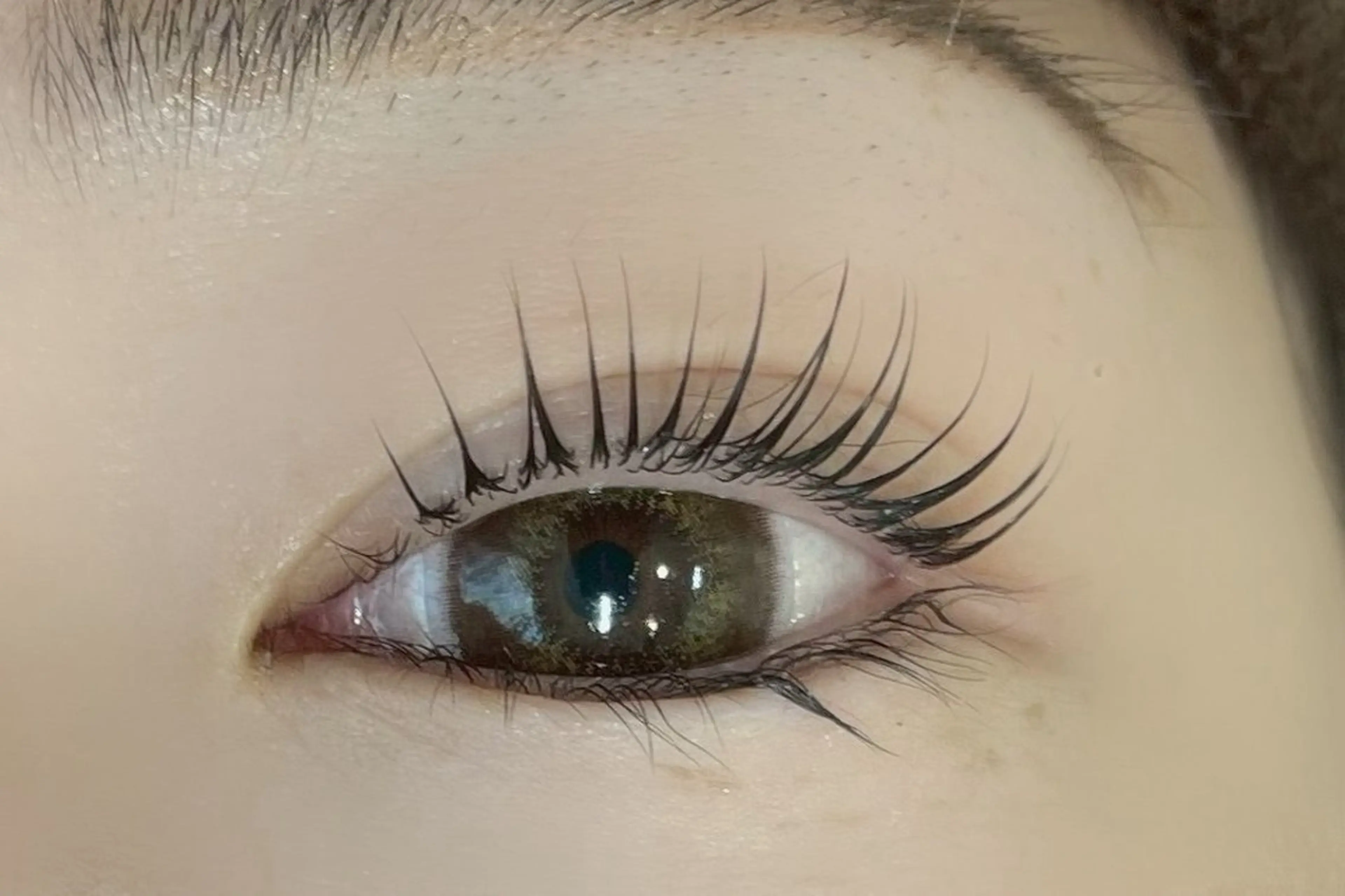 マツエク・マツパ アイニコ心斎橋 壁村のマツエク・マツパデザイン