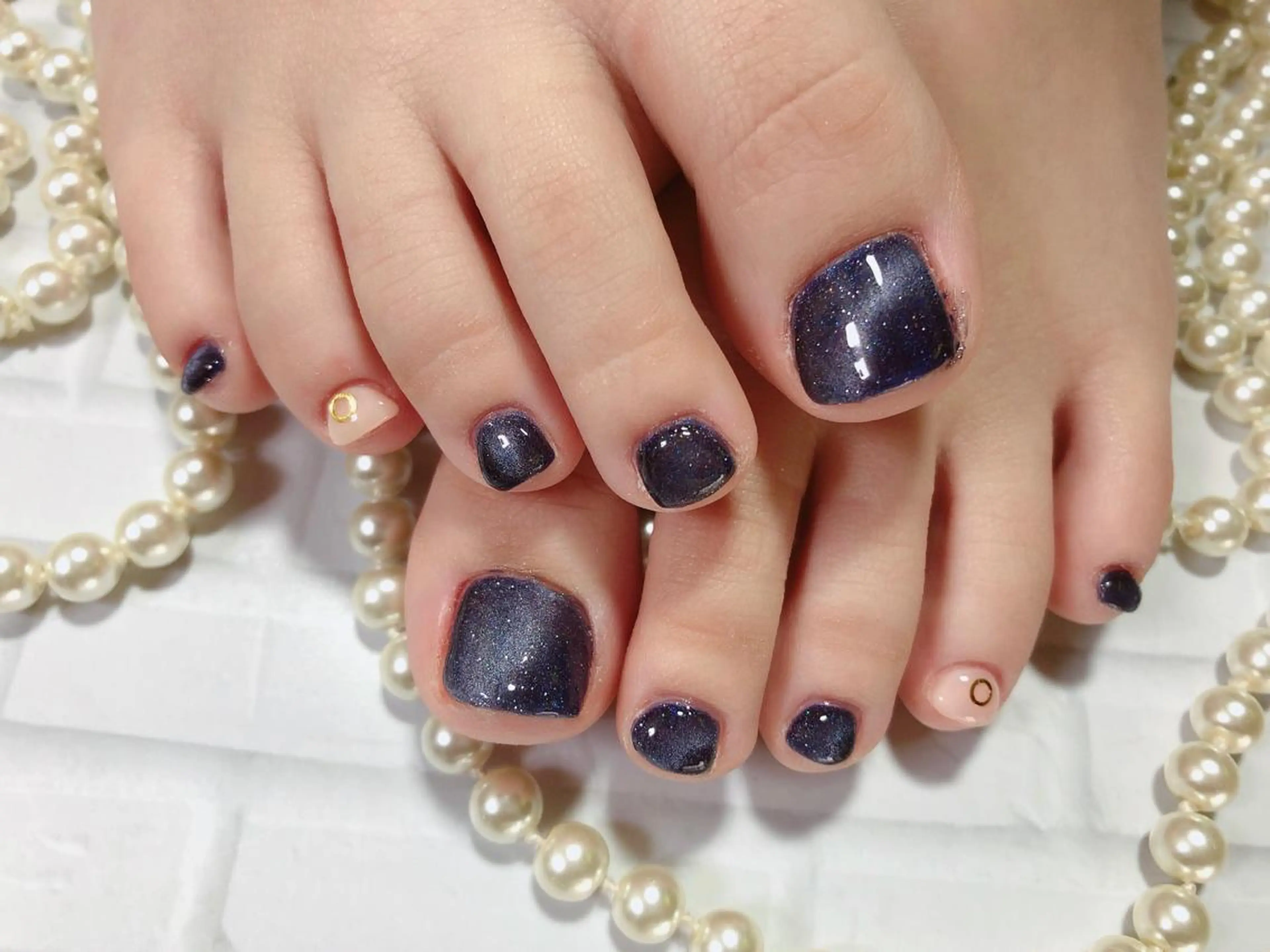 ネイル マグネットネイル フットネイル ネイルサロン HARRYS所属・ネイル･脱毛サロン HARRYSのエステ・リラクイメージ