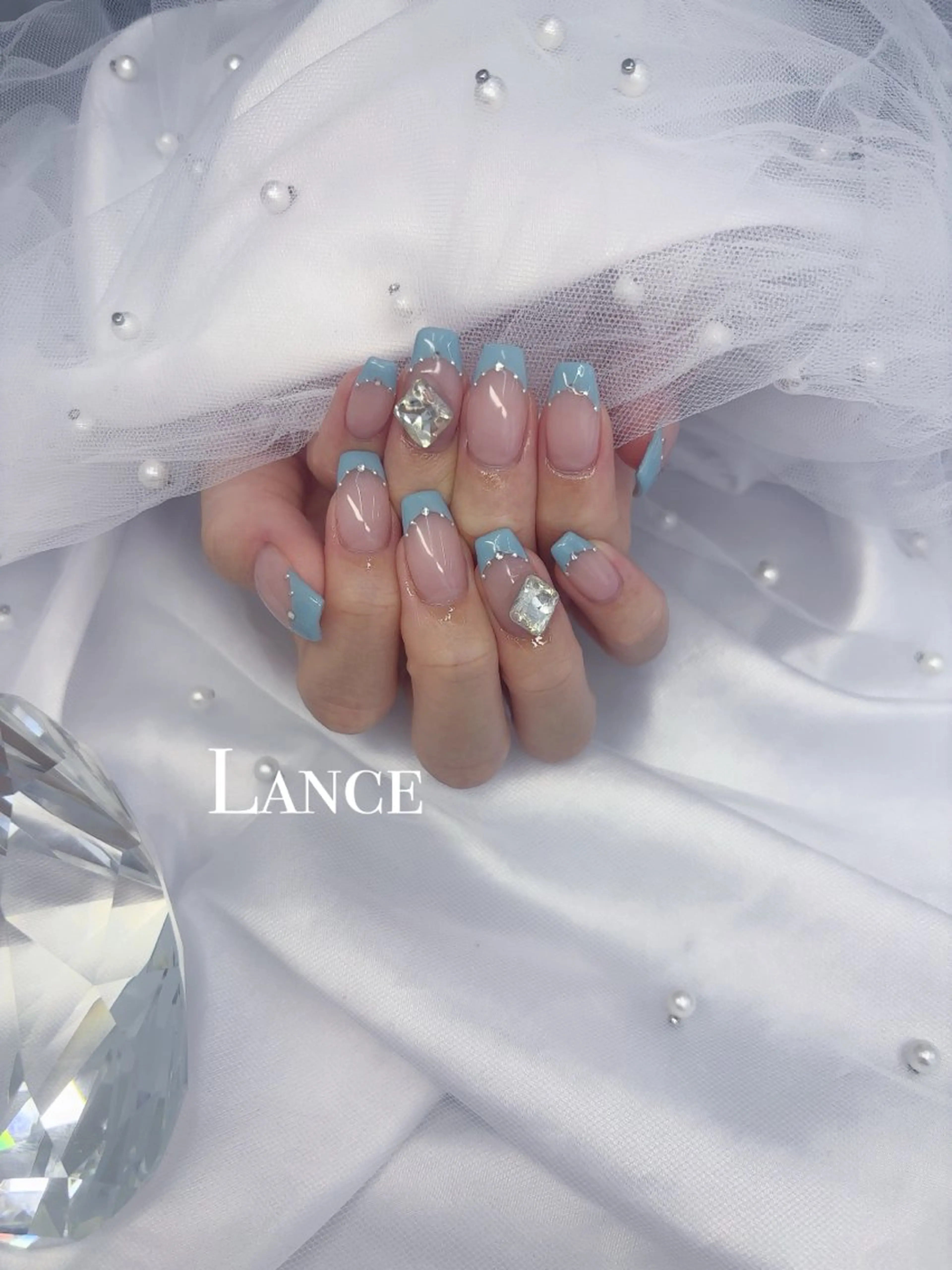 ネイル オーロラネイル ドット フットネイル 氷ネイル・うるうるネイル キラキラネイル ハンドネイル Lance nailのネイルデザイン