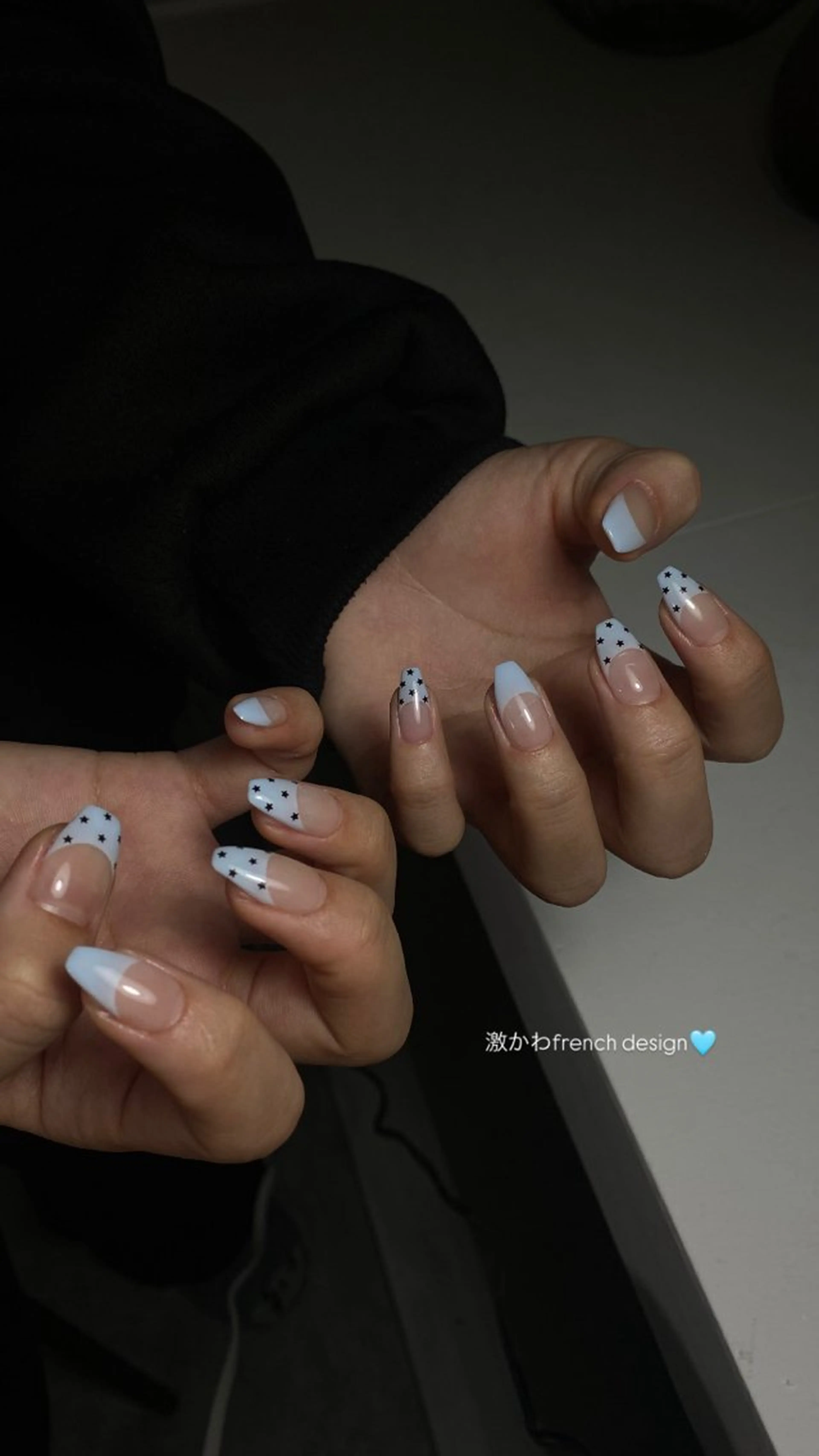 ネイル ドット フレンチネイル kosai sedumのネイルデザイン