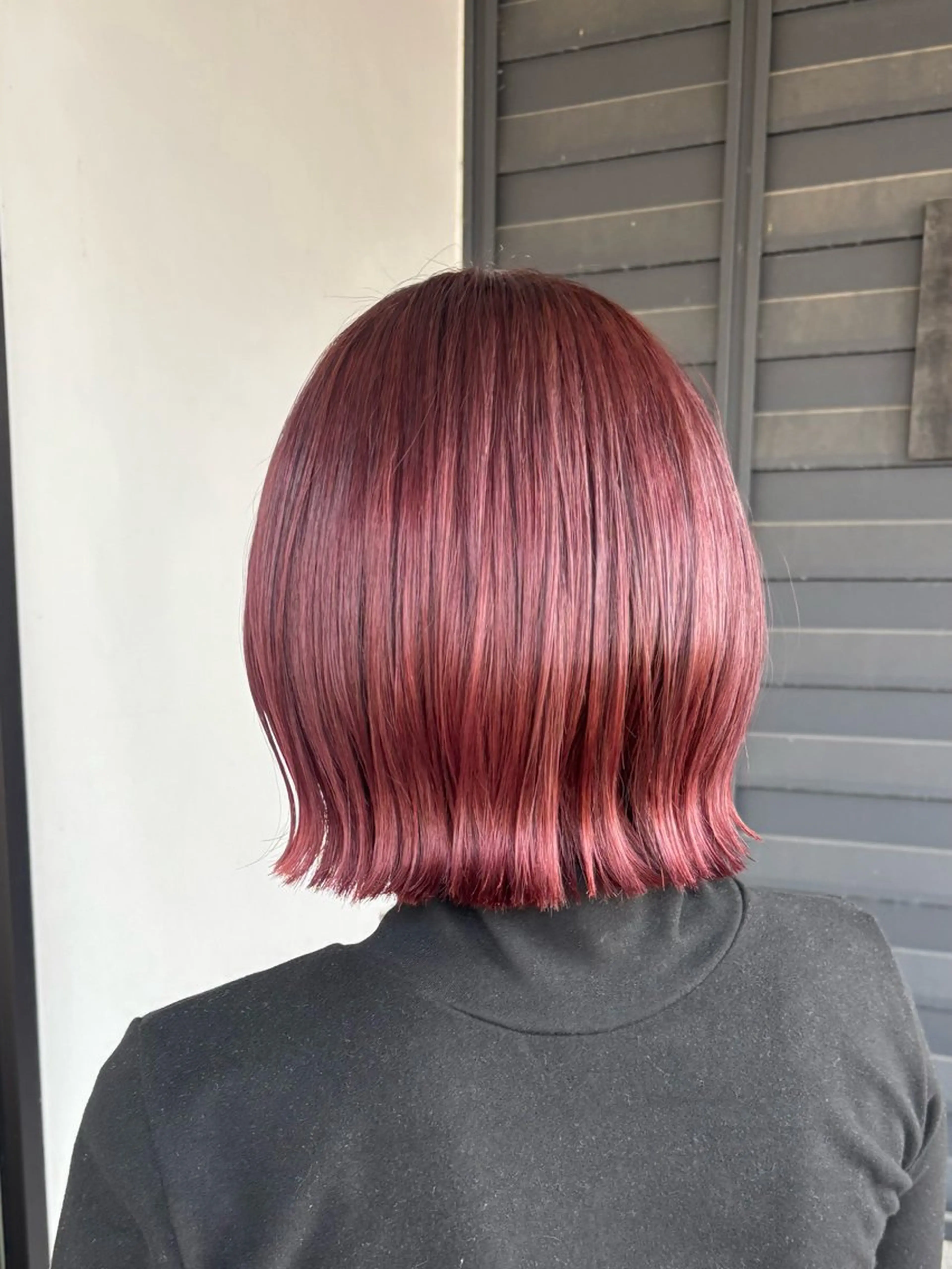 ミディアム ボブ 栄/レイヤーカット/ ベージュカラー/モモのヘアスタイル