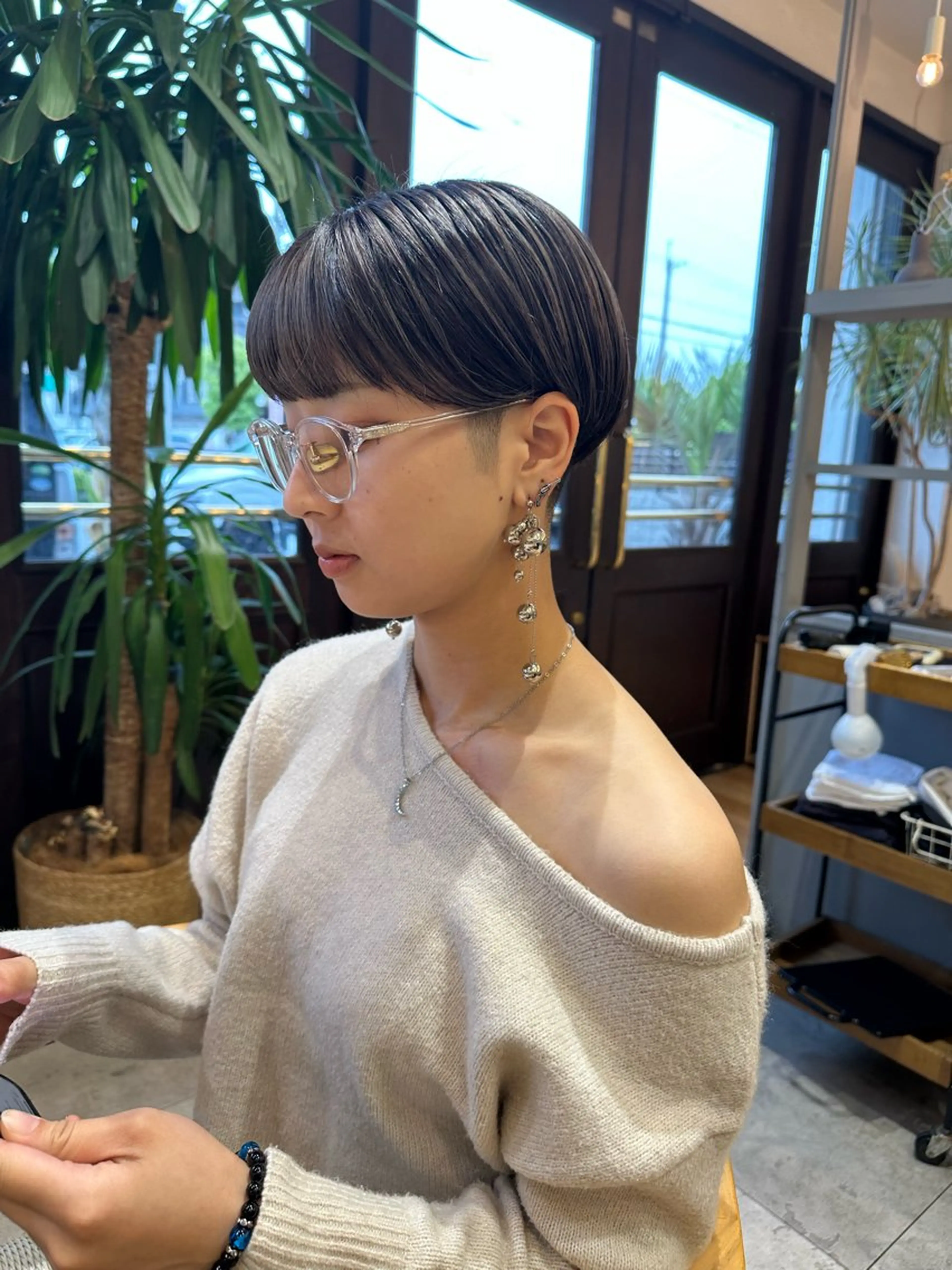 ショート カラー 中西 未有のヘアスタイル