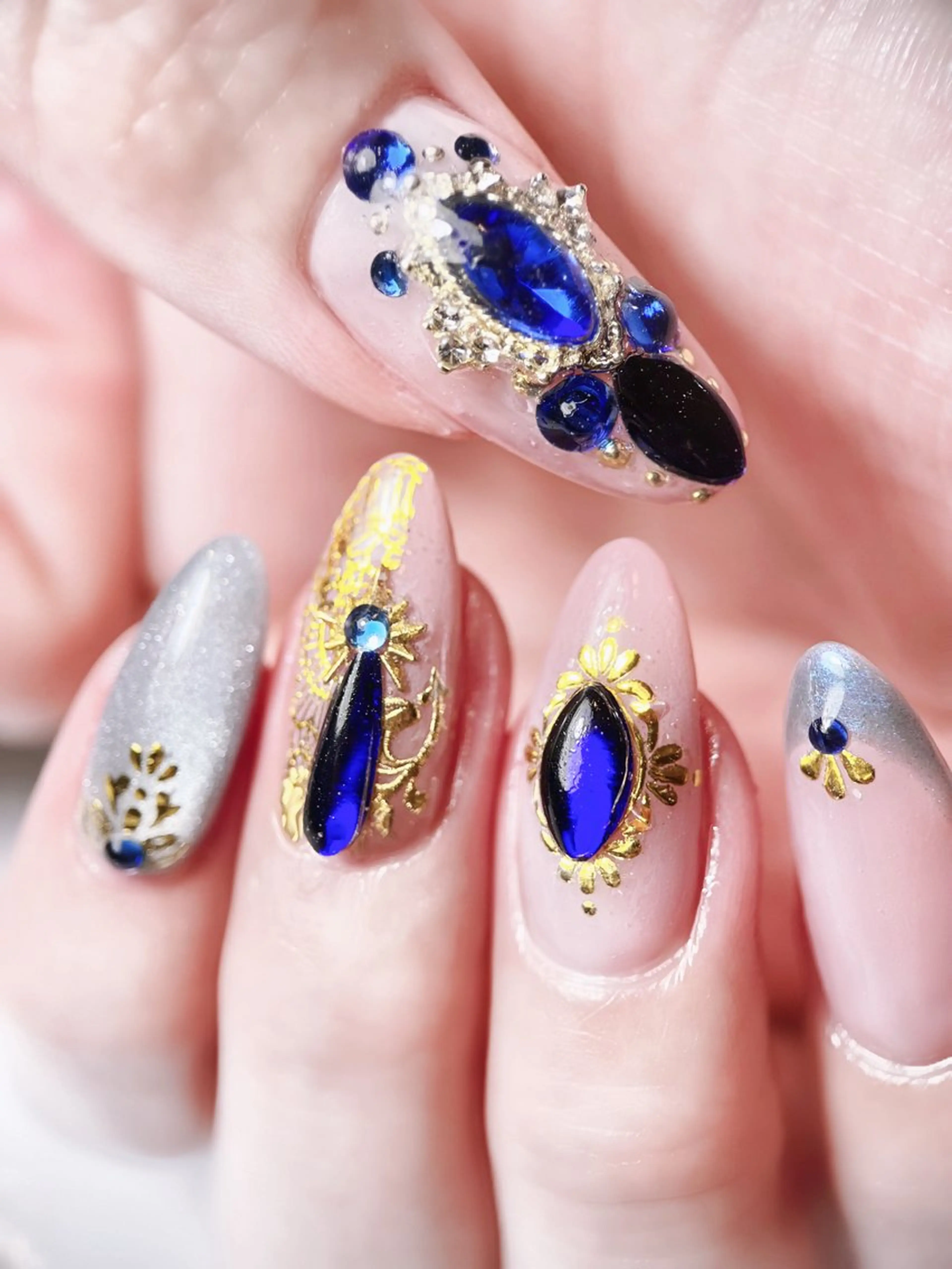 ネイル nailsalon R’のネイルデザイン