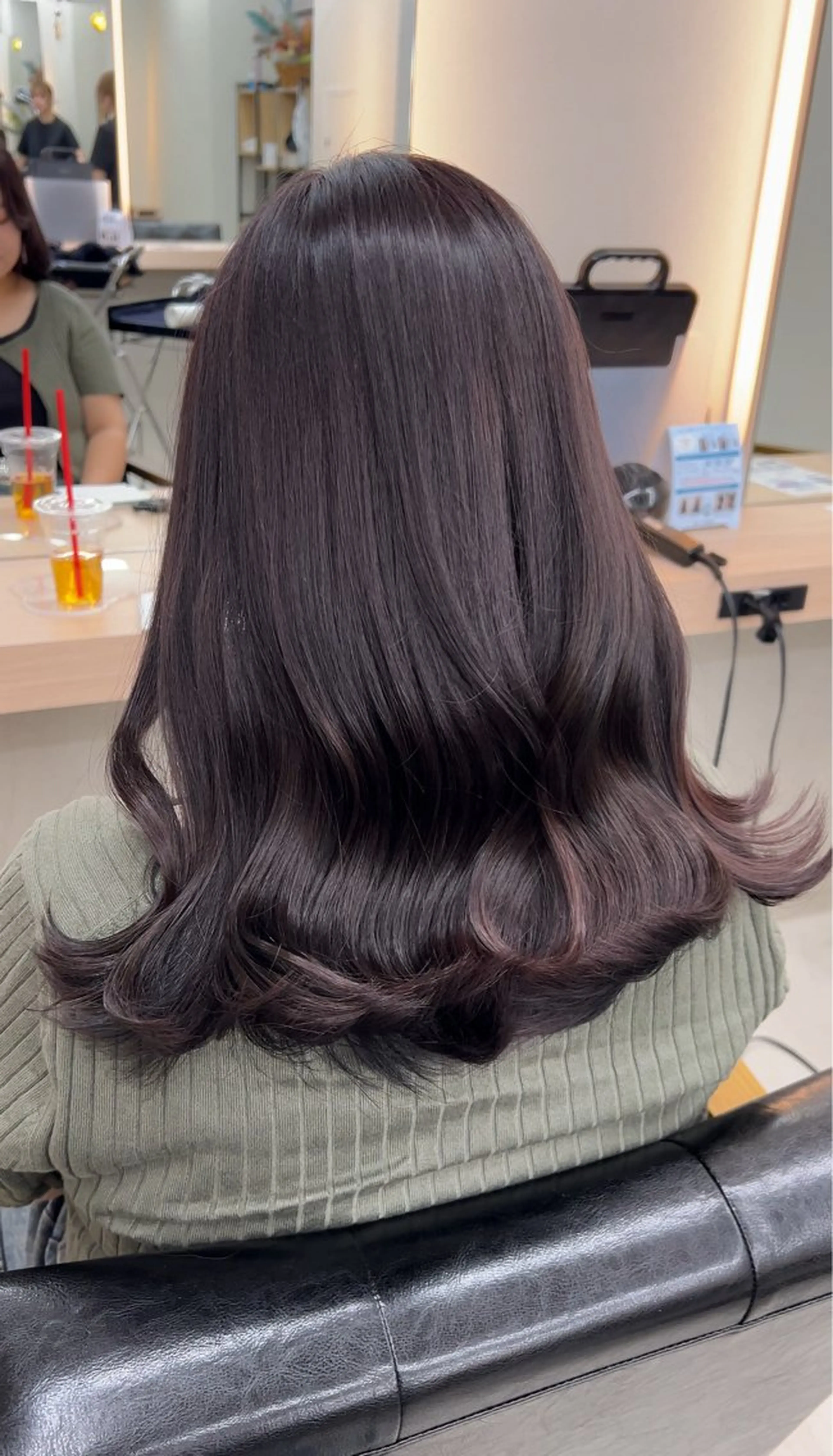 セミロング カラー GRAN LUSSO岡山駅前【グランルッソ】所属・GRAN LUSSO 【MIHARU】のヘアスタイル