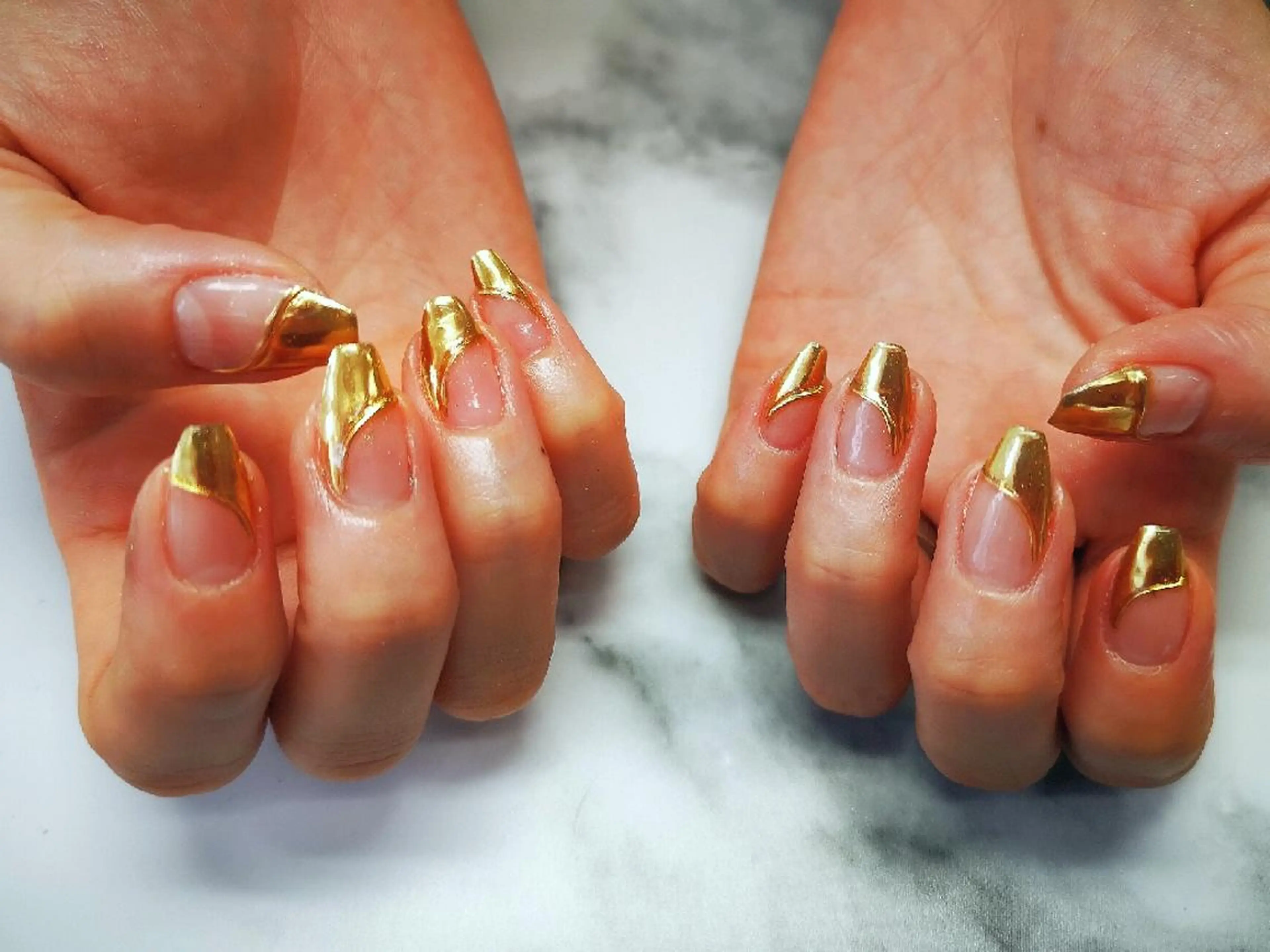 ネイル フレンチネイル ミラーネイル 石渡 美弥のネイルデザイン