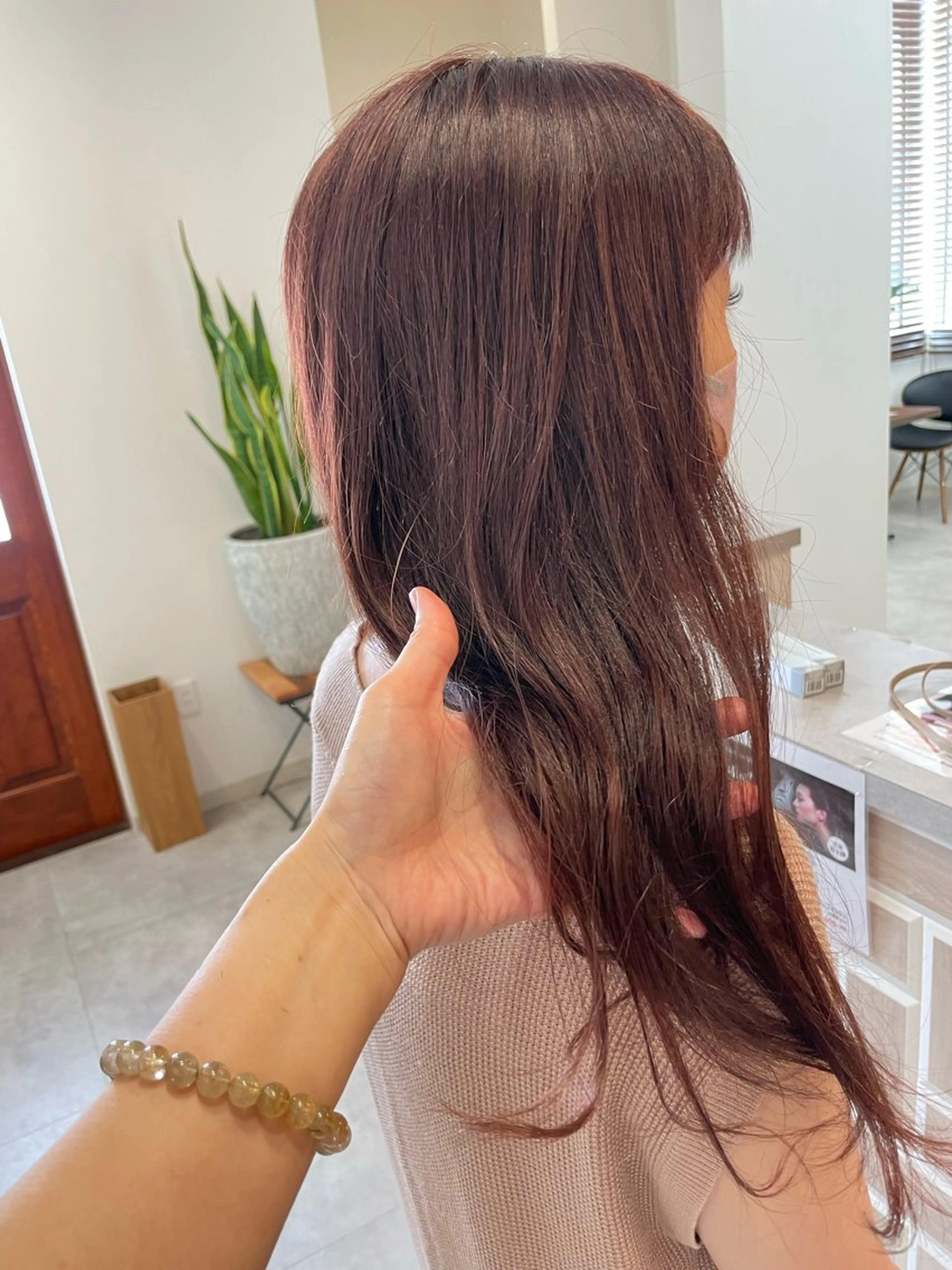 ロング カラー やまこし 美裕樹のヘアスタイル