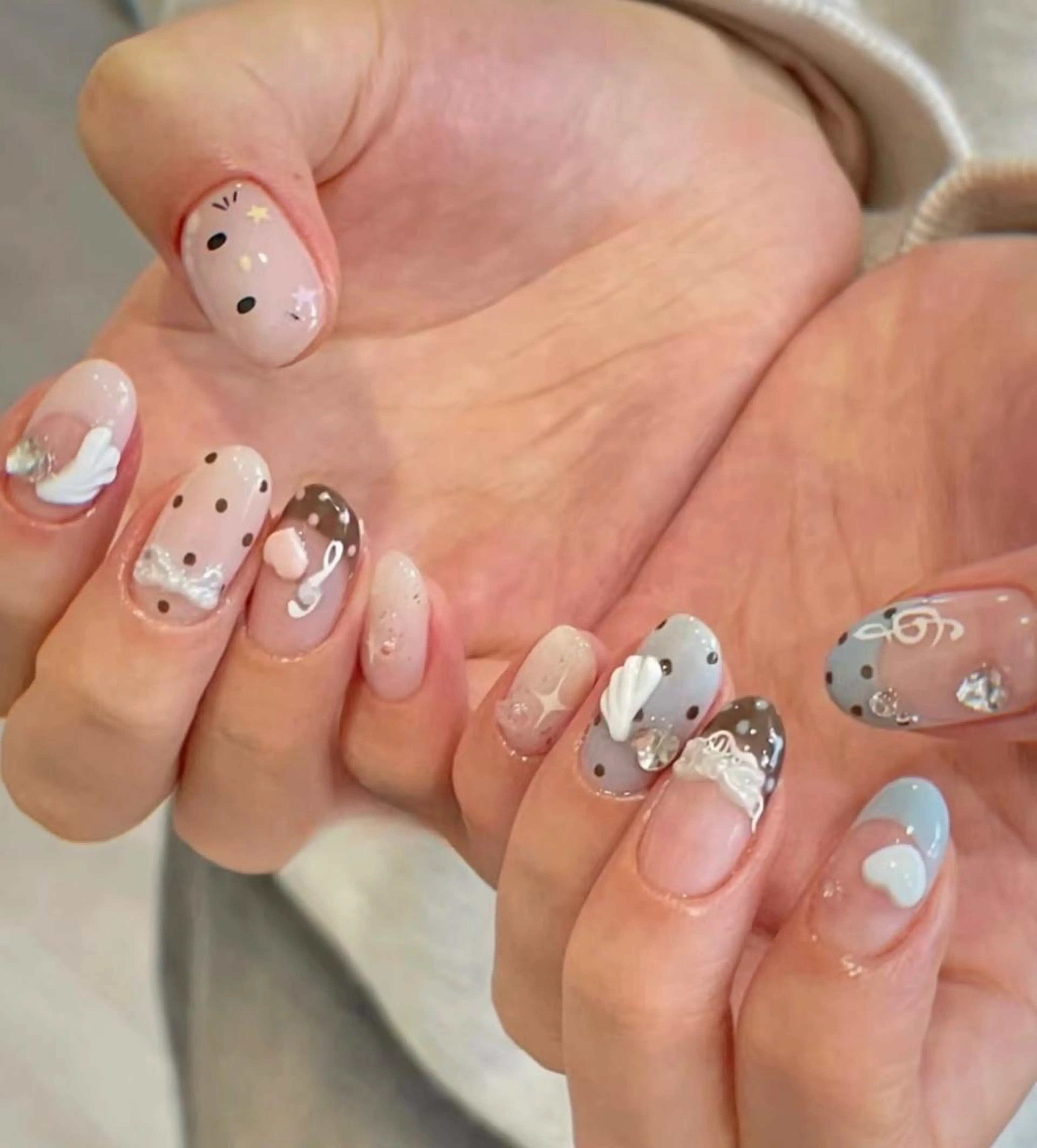 ネイル ハンドネイル ハンドケア 🍑 momo_nailのネイルデザイン