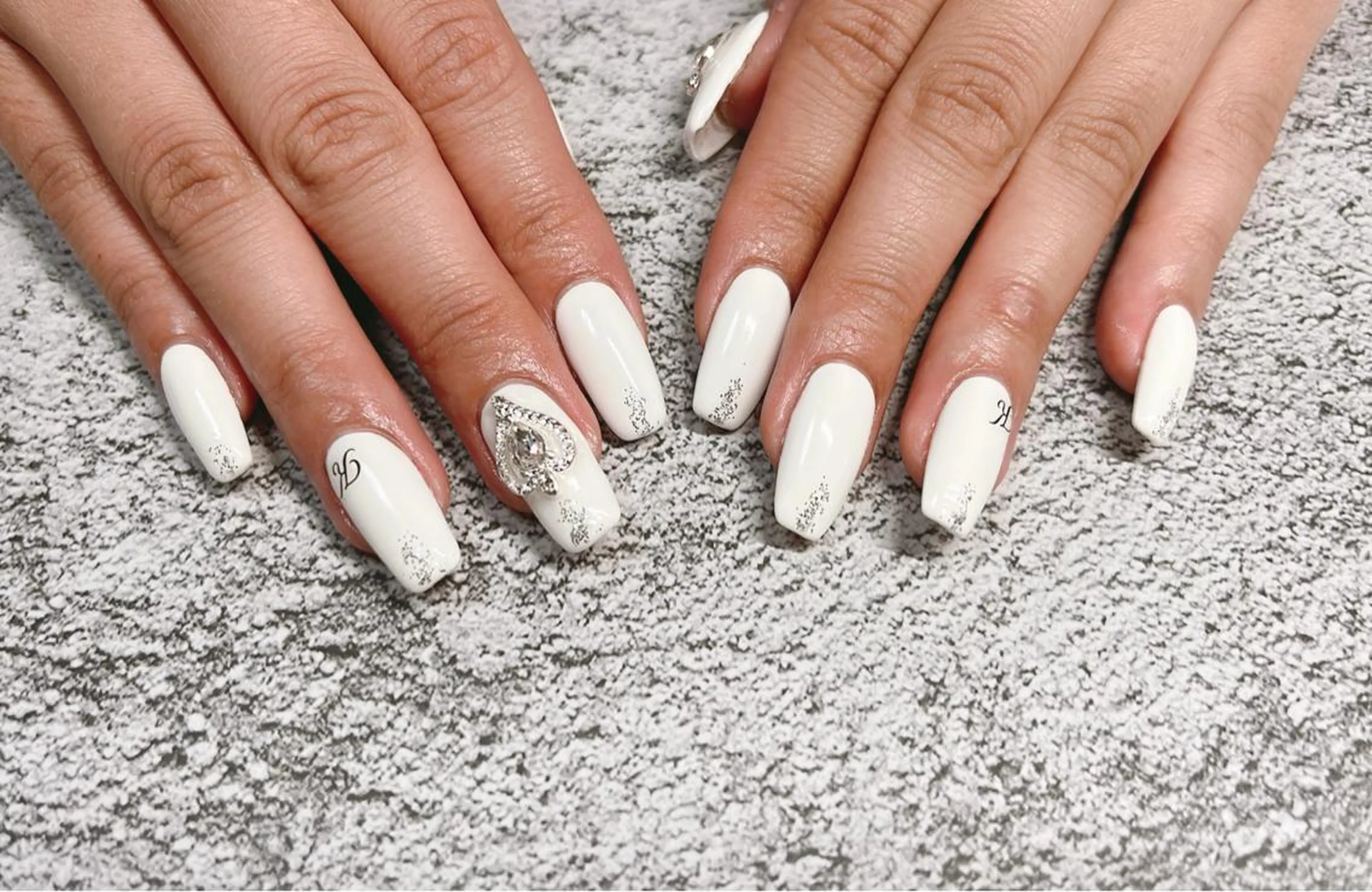 ネイル ハンドネイル SYU NAILのネイルデザイン