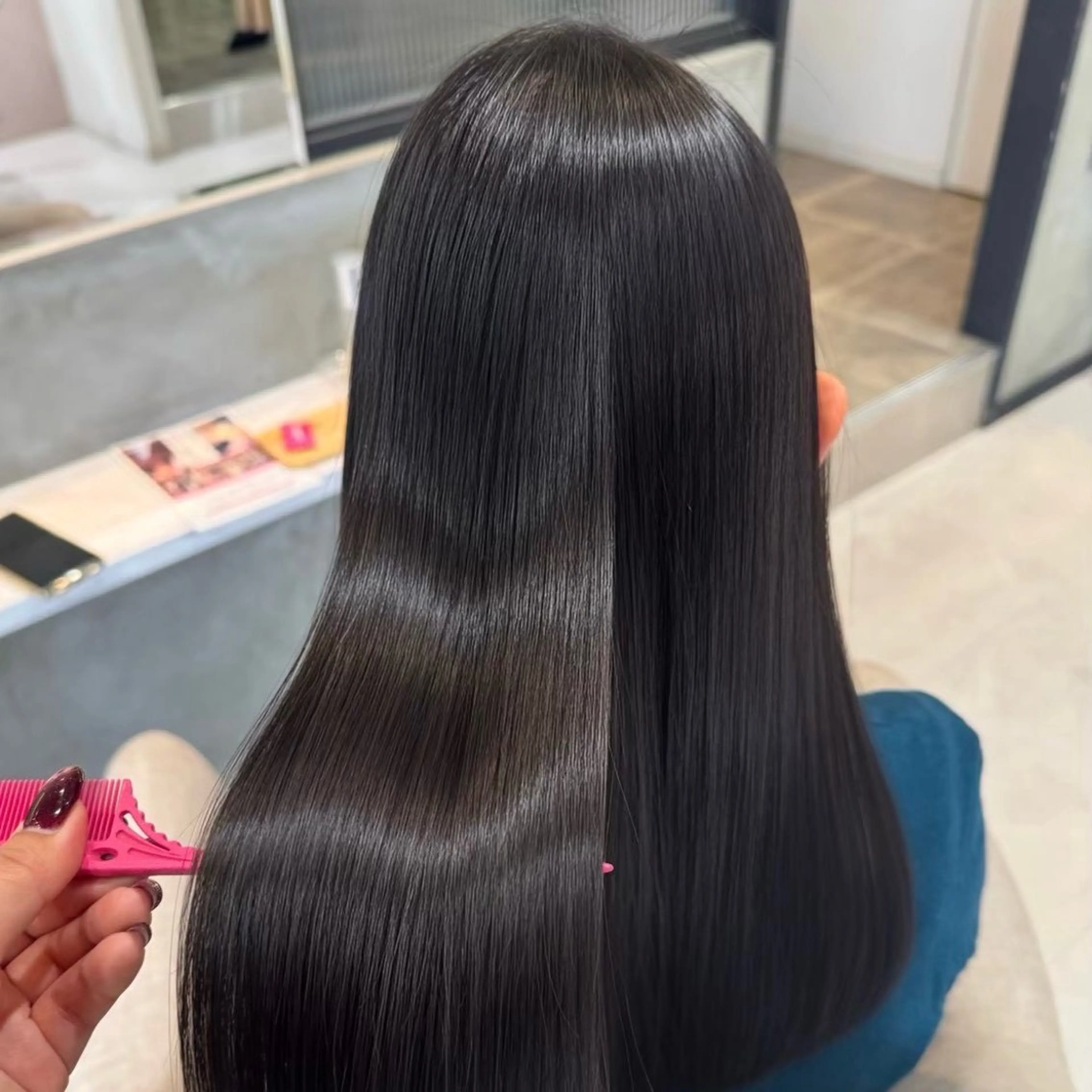 ロング 🖤韓国風カラー🩷 /ツヤ髪✨️ハルカのヘアスタイル