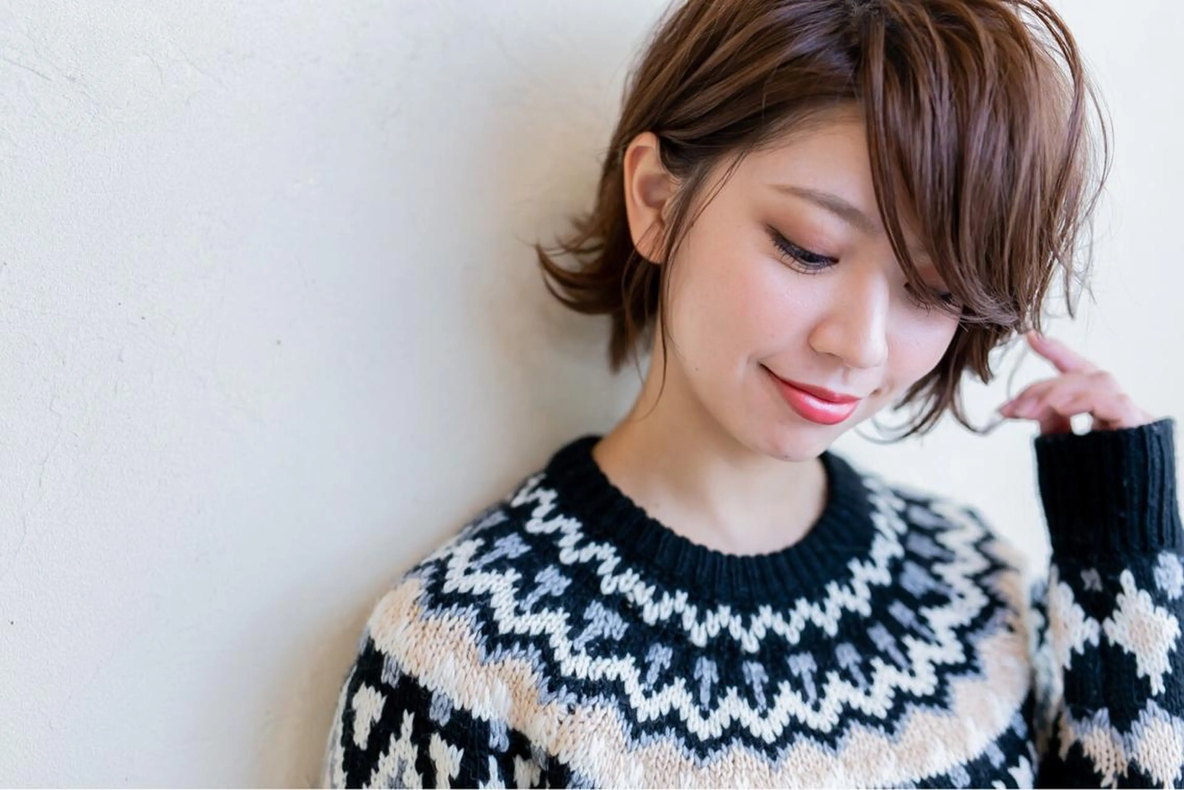 ショート カラー 出村谷 雄太のヘアスタイル