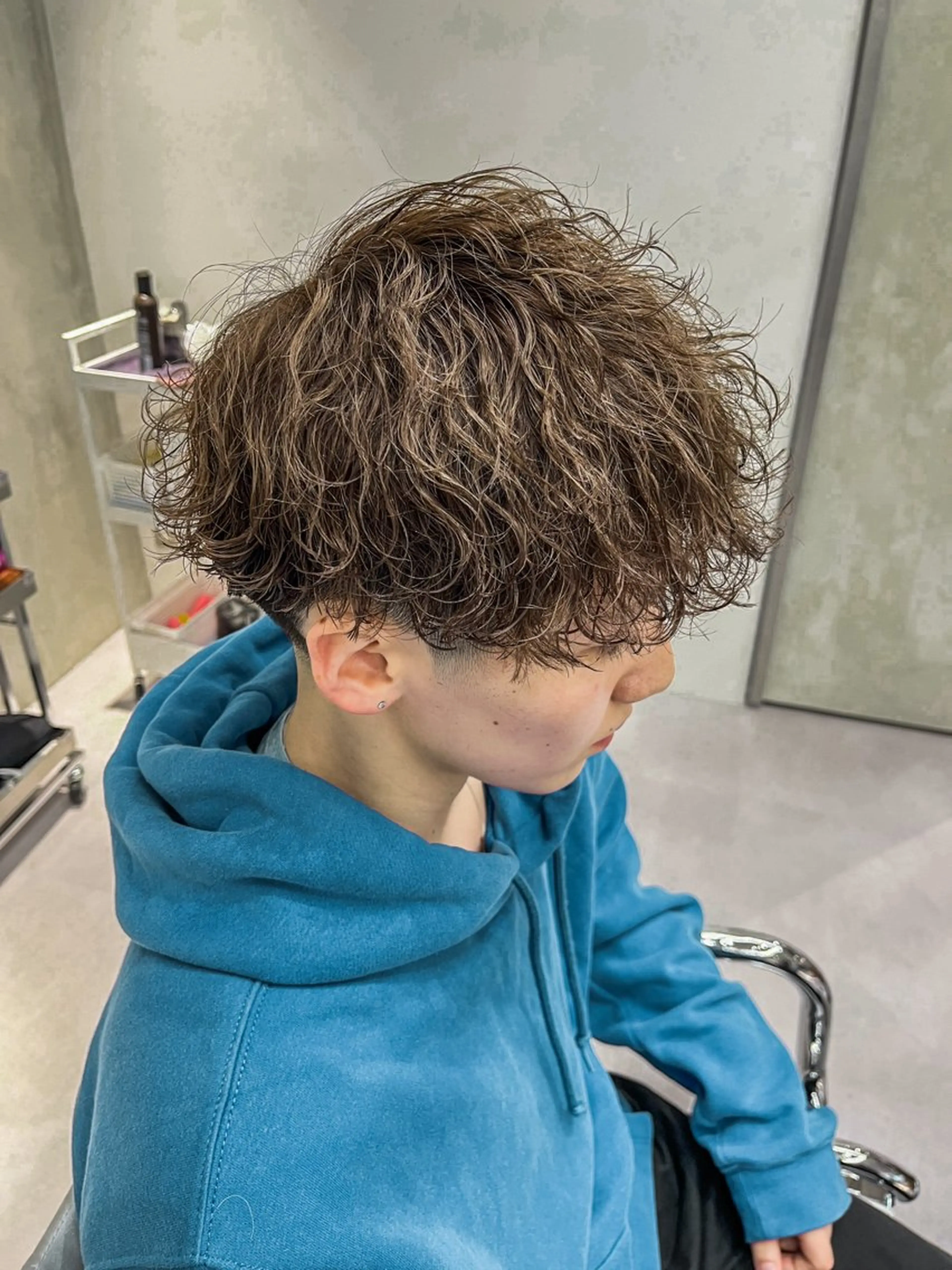 ショート パーマ メンズ ⚡メンズパーマフ ェードカットTomyのヘアスタイル