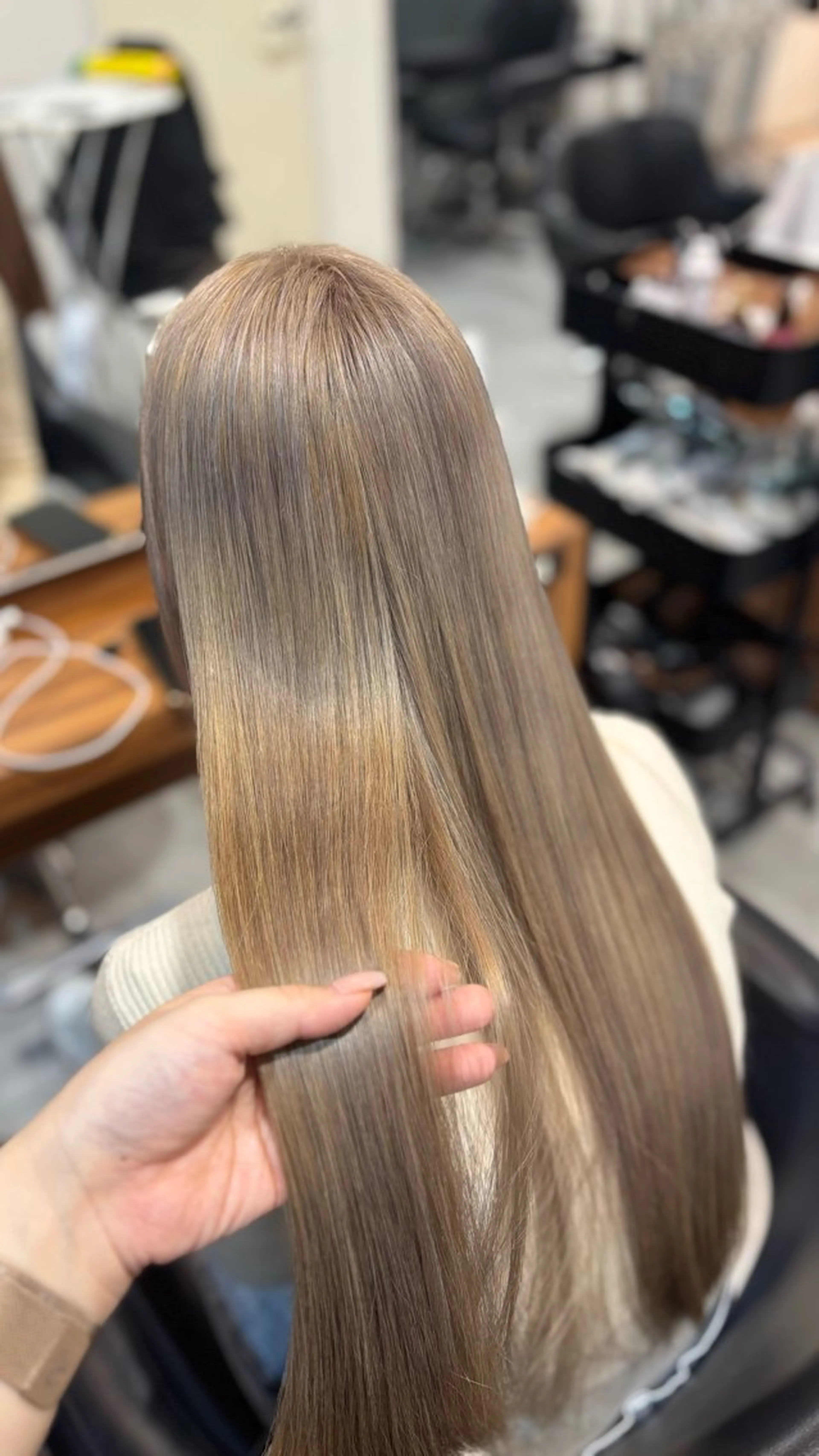 ロング カラー ヘアカラー 透明感カラー✨ Marin♡のヘアスタイル