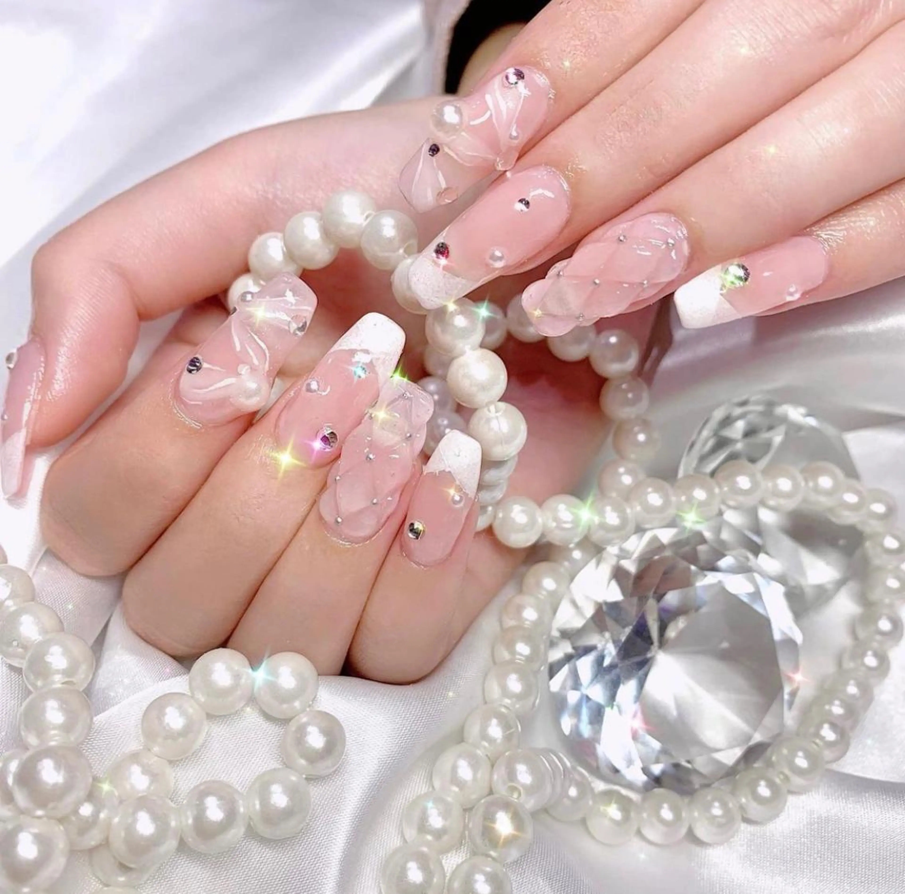 ネイル アートネイル オーロラネイル 成人式 フットネイル 韓国ネイル Yudia -neon-のネイルデザイン