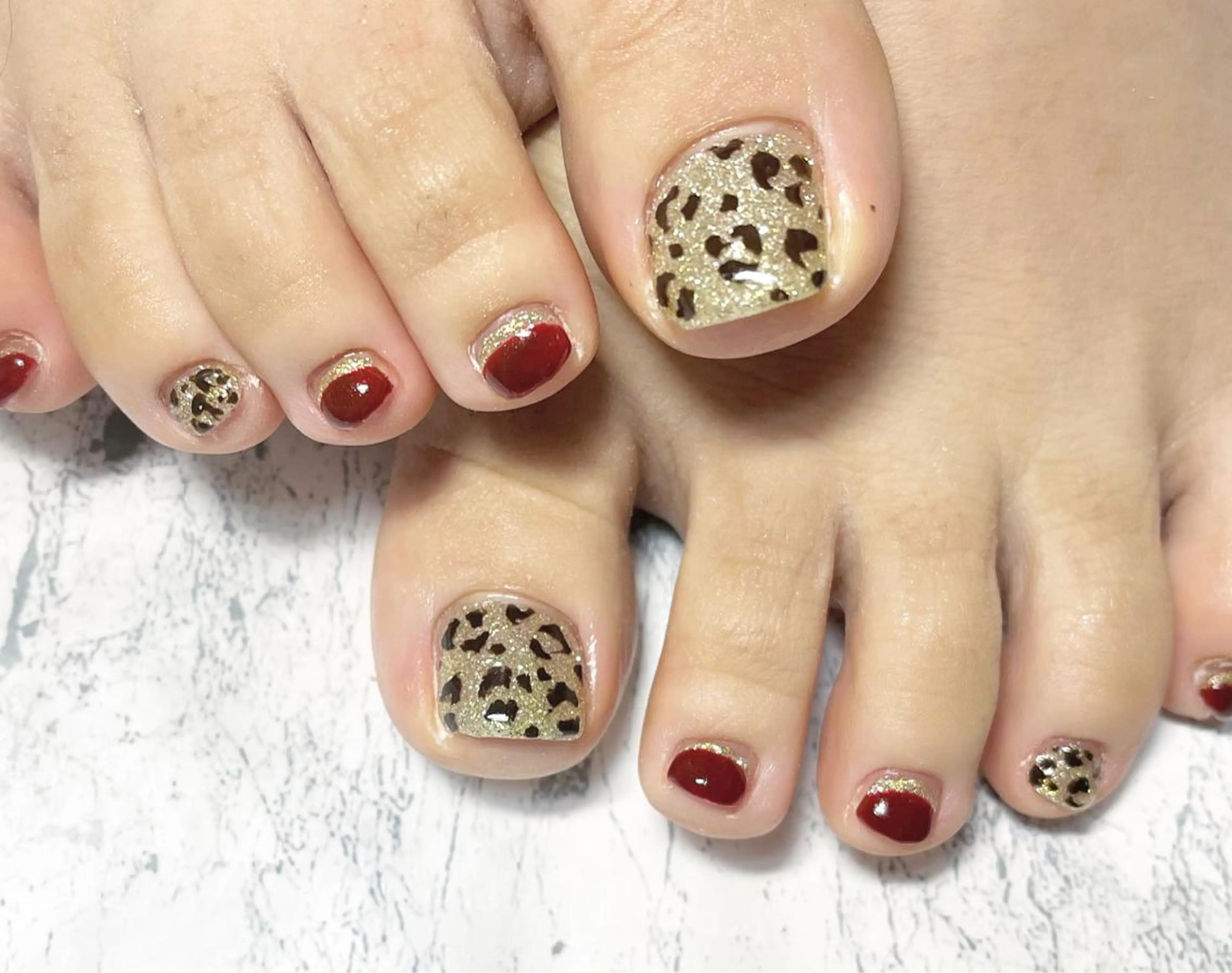 ネイル アニマル柄 フットネイル ニュアンスネイル シンプルネイル 春ネイル nail fufla ♡yamane♡のネイルデザイン