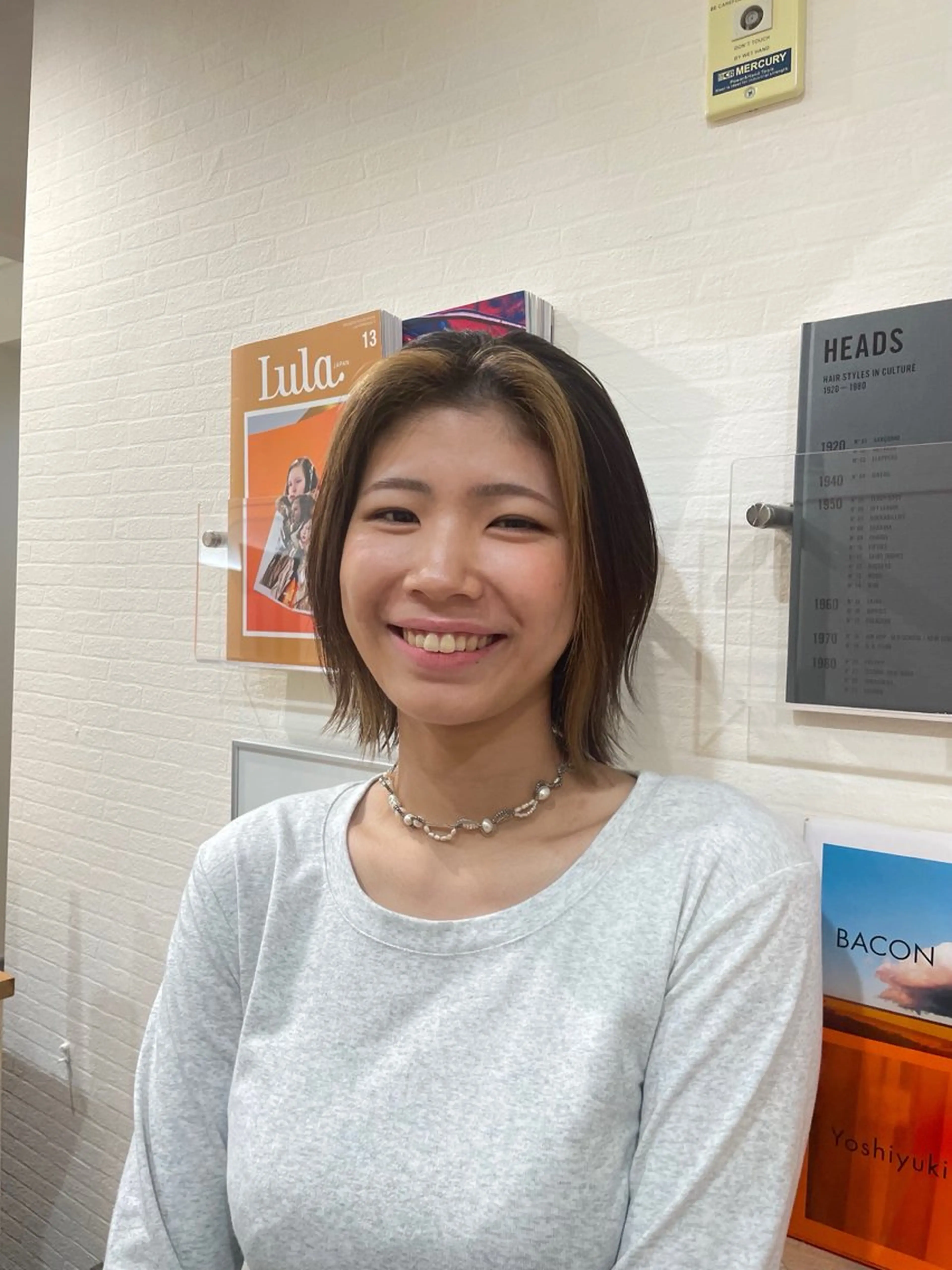 ショート カラー ミストバング  フェイスフレーミング 顔周りカット ヘアカラー 金森 実海のヘアスタイル