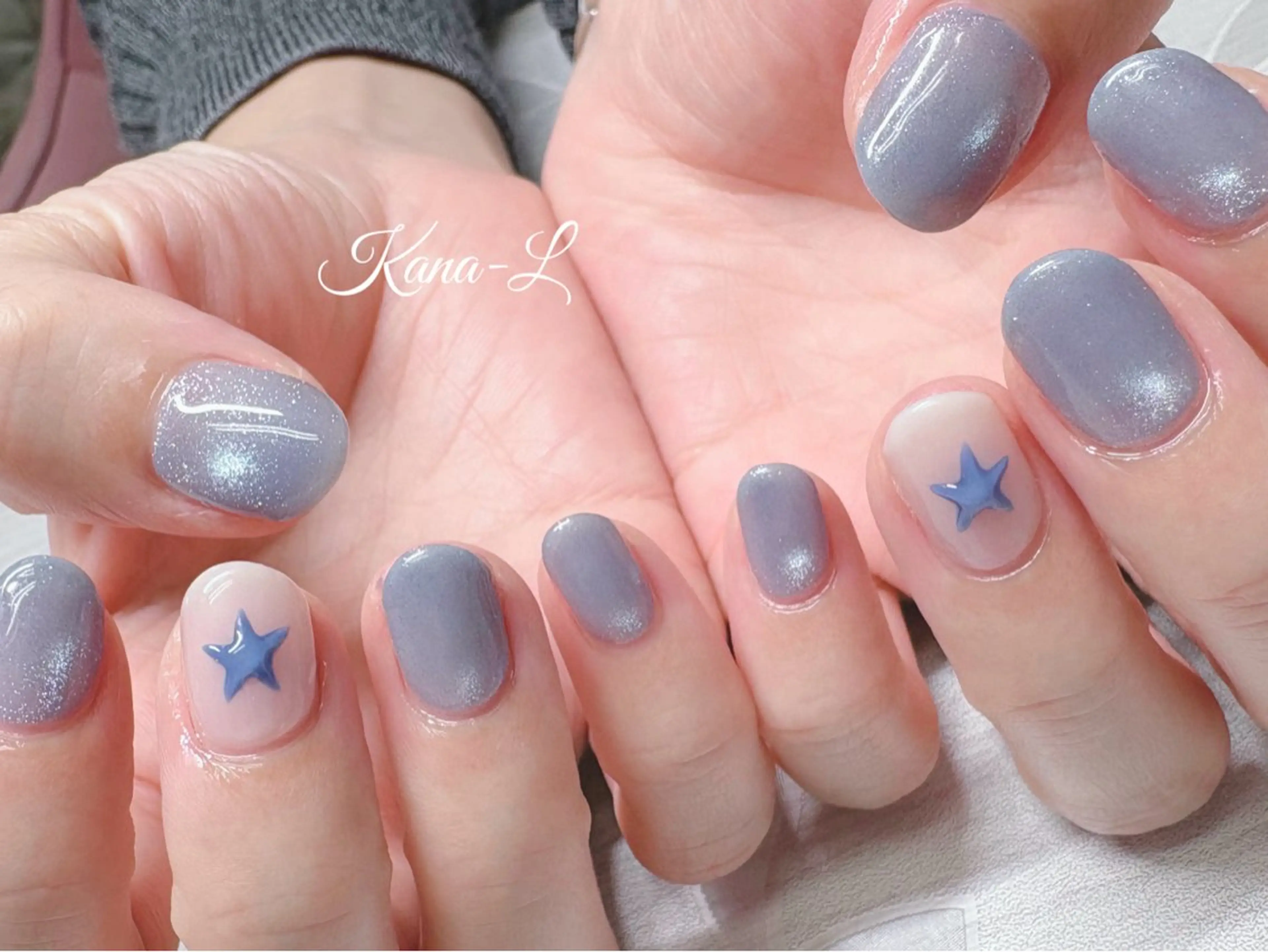 ネイル 芦辺 香奈のネイルデザイン