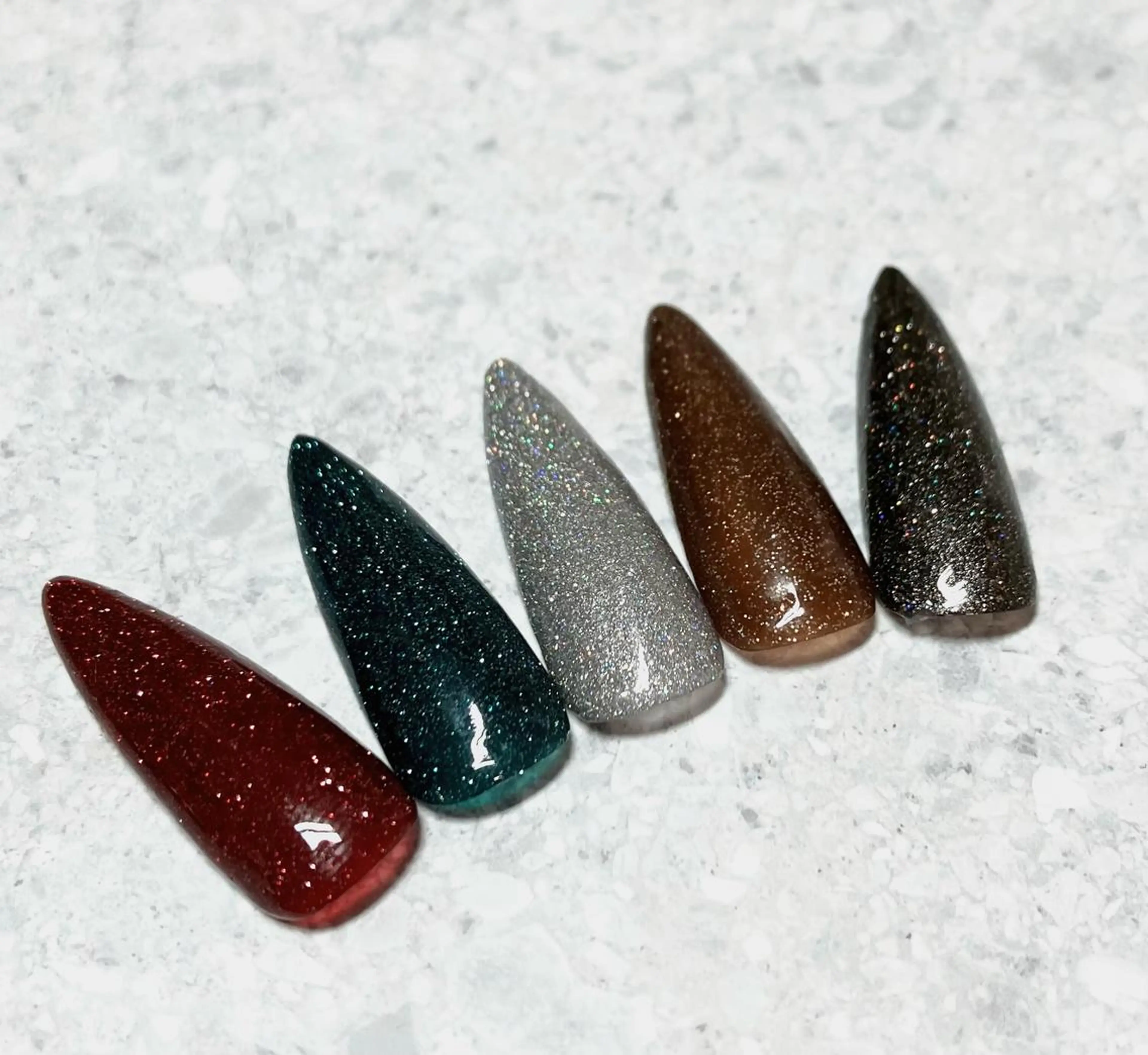 ☆美爪☆チップ長さ出しワンカラー　\8.980の写真