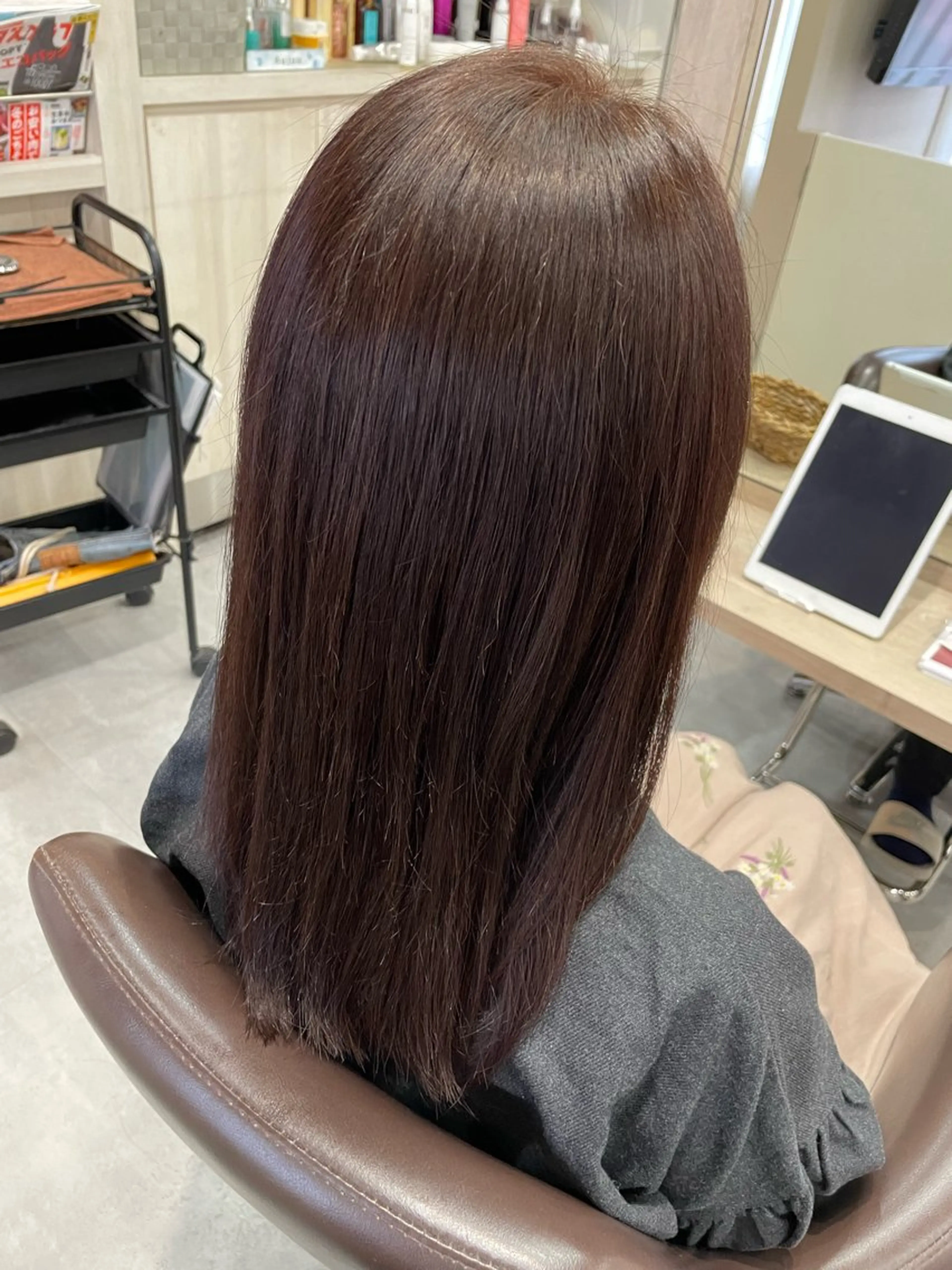 セミロング 永田 まどかのヘアスタイル