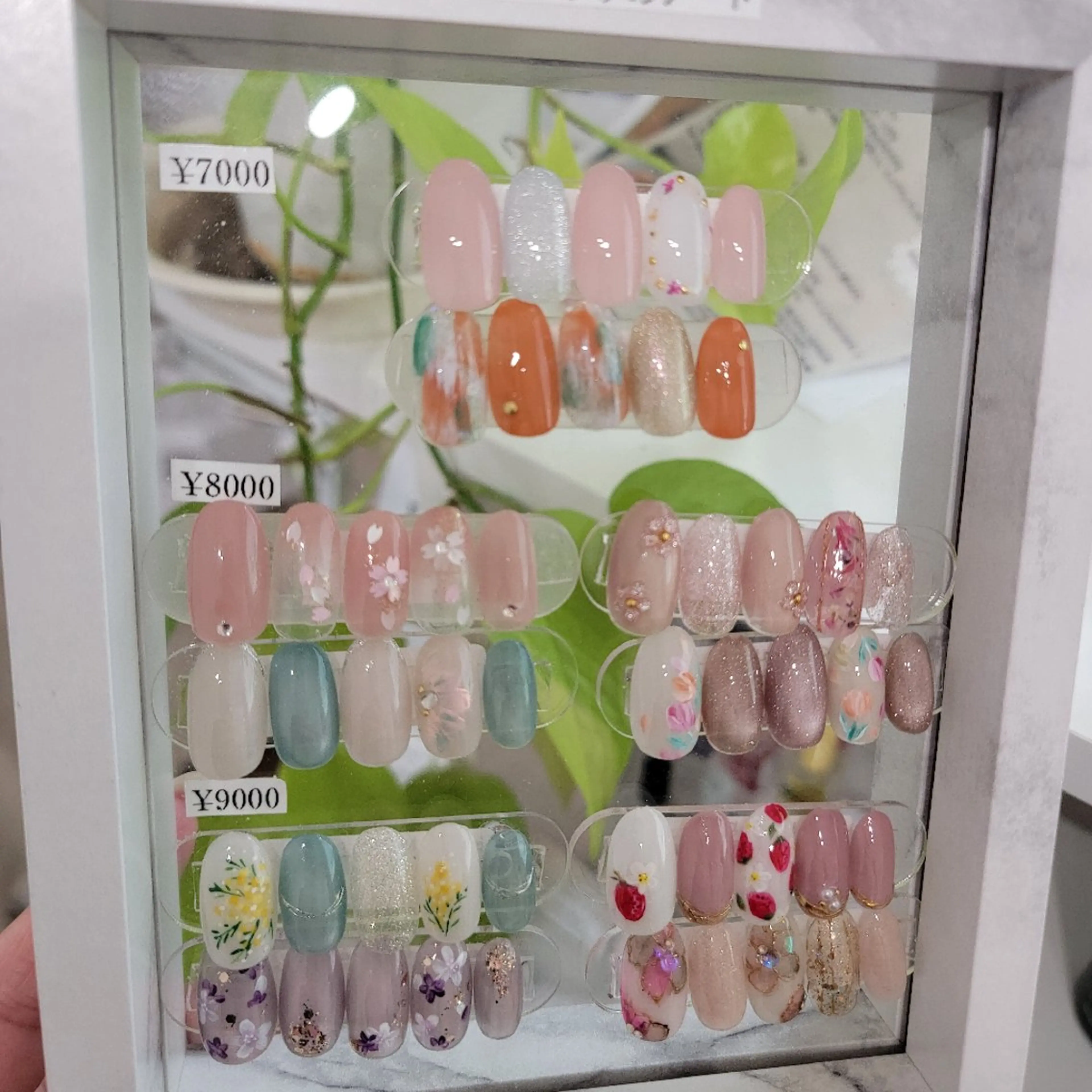 24(金)27(月)1枠ずつ限定！季節のフラワーアート¥9000→¥5500！！の写真