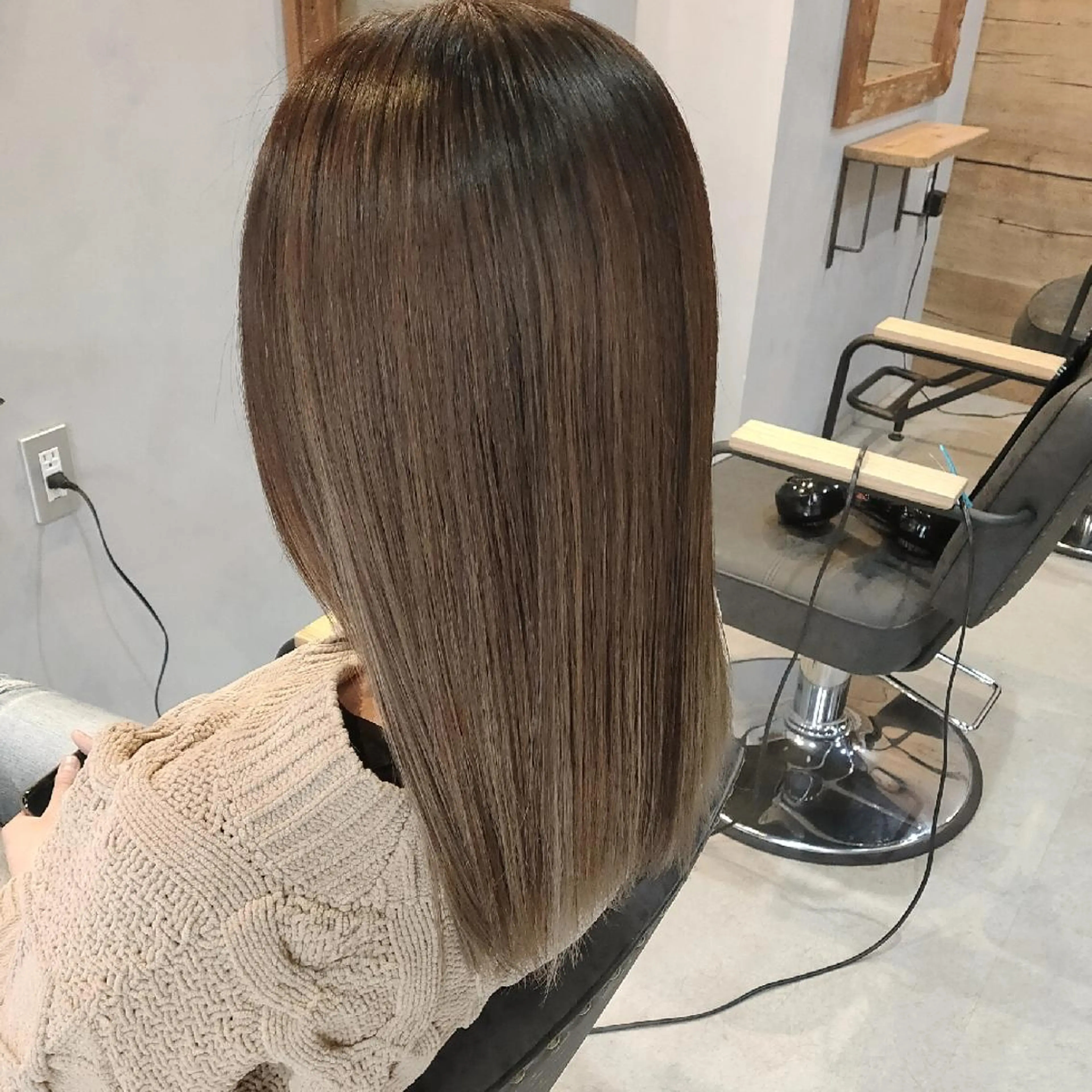 ミディアム カラー ハイライト 透明感カラー松本のヘアスタイル