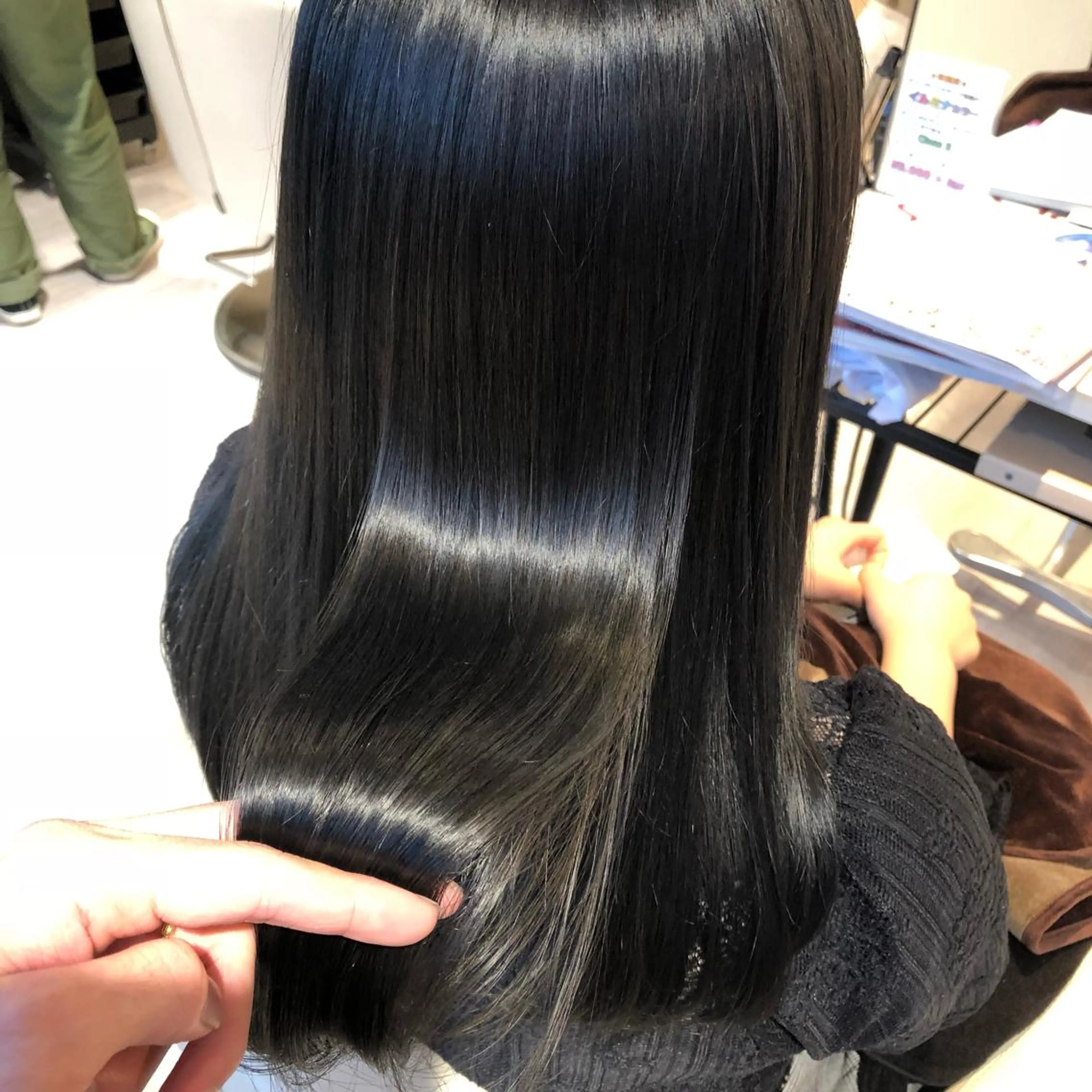 ロング カラー ブリーチ ブリーチなしカラー 金子 富士のヘアスタイル