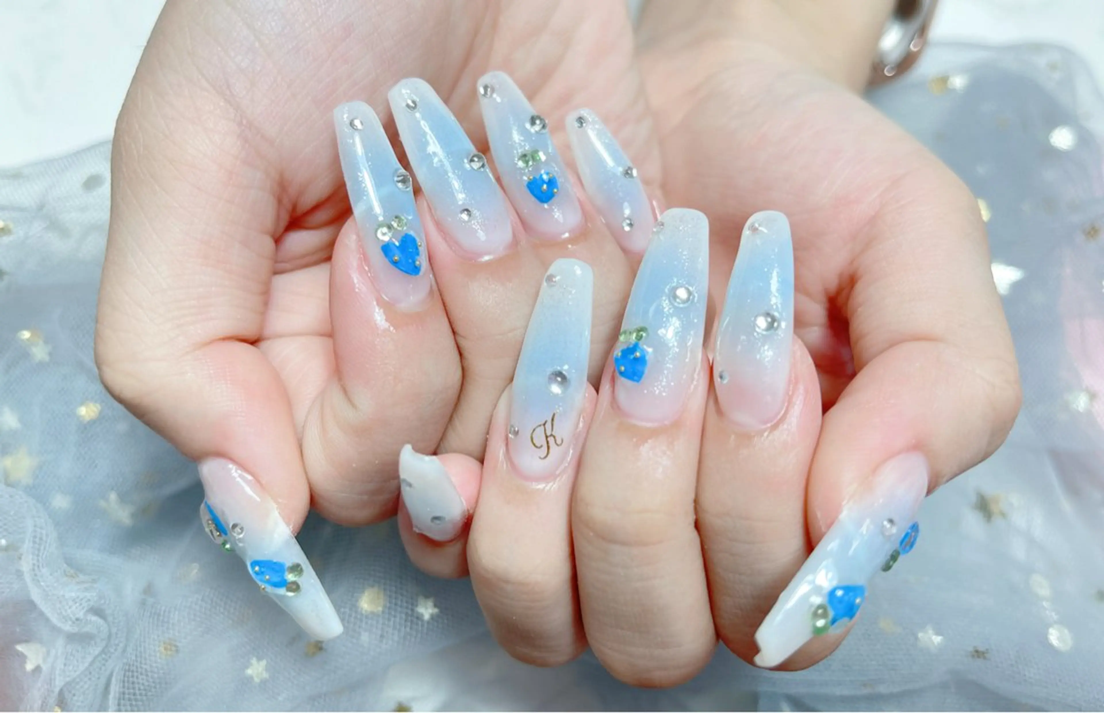 ネイル ハンドネイル 🎀ネイルサロン エクラYUI🎀のネイルデザイン