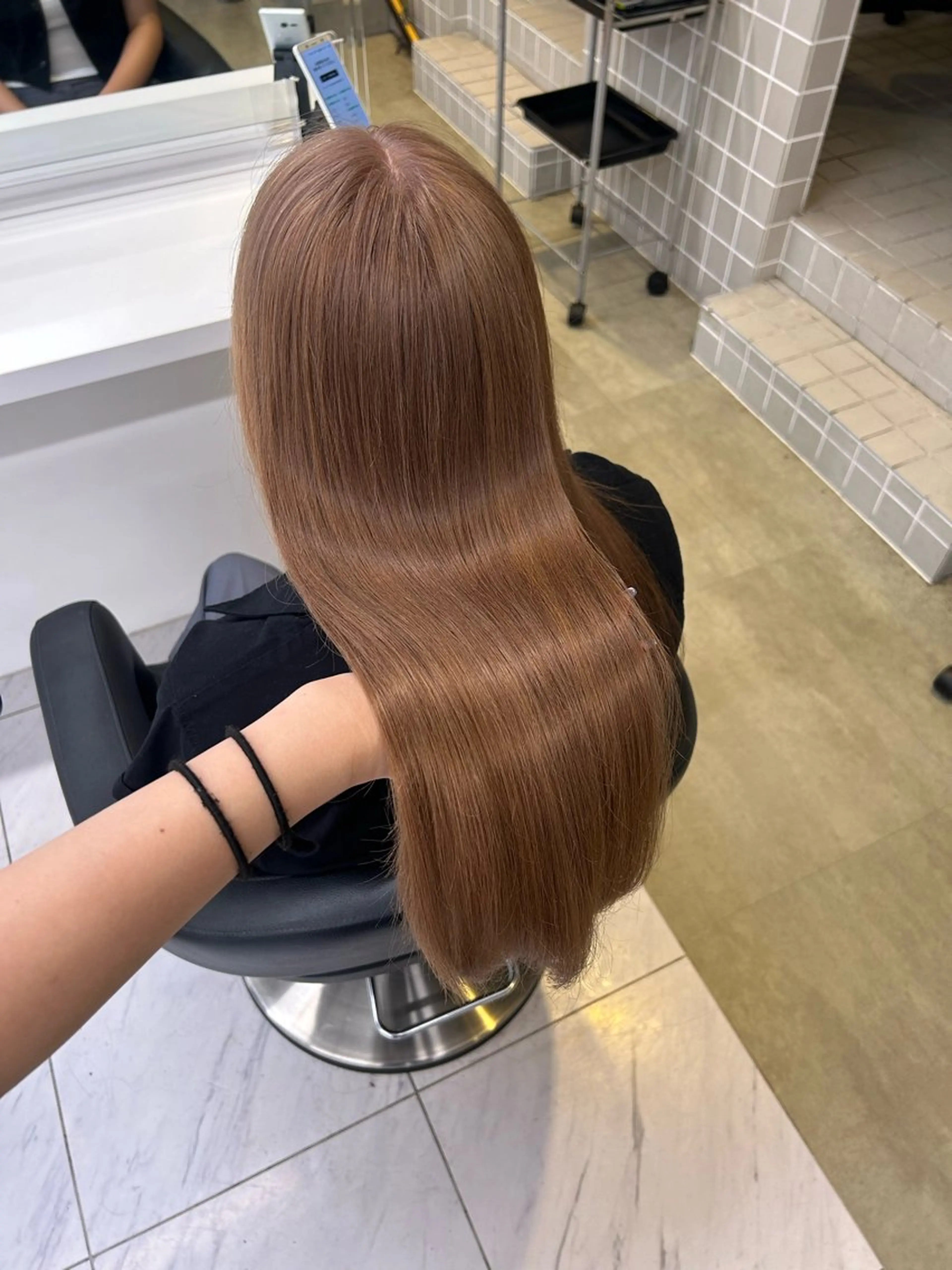 カラー ヘアカラー トリートメント 透明感ベージュ🤎 ナチュラルレイヤーのヘアスタイル