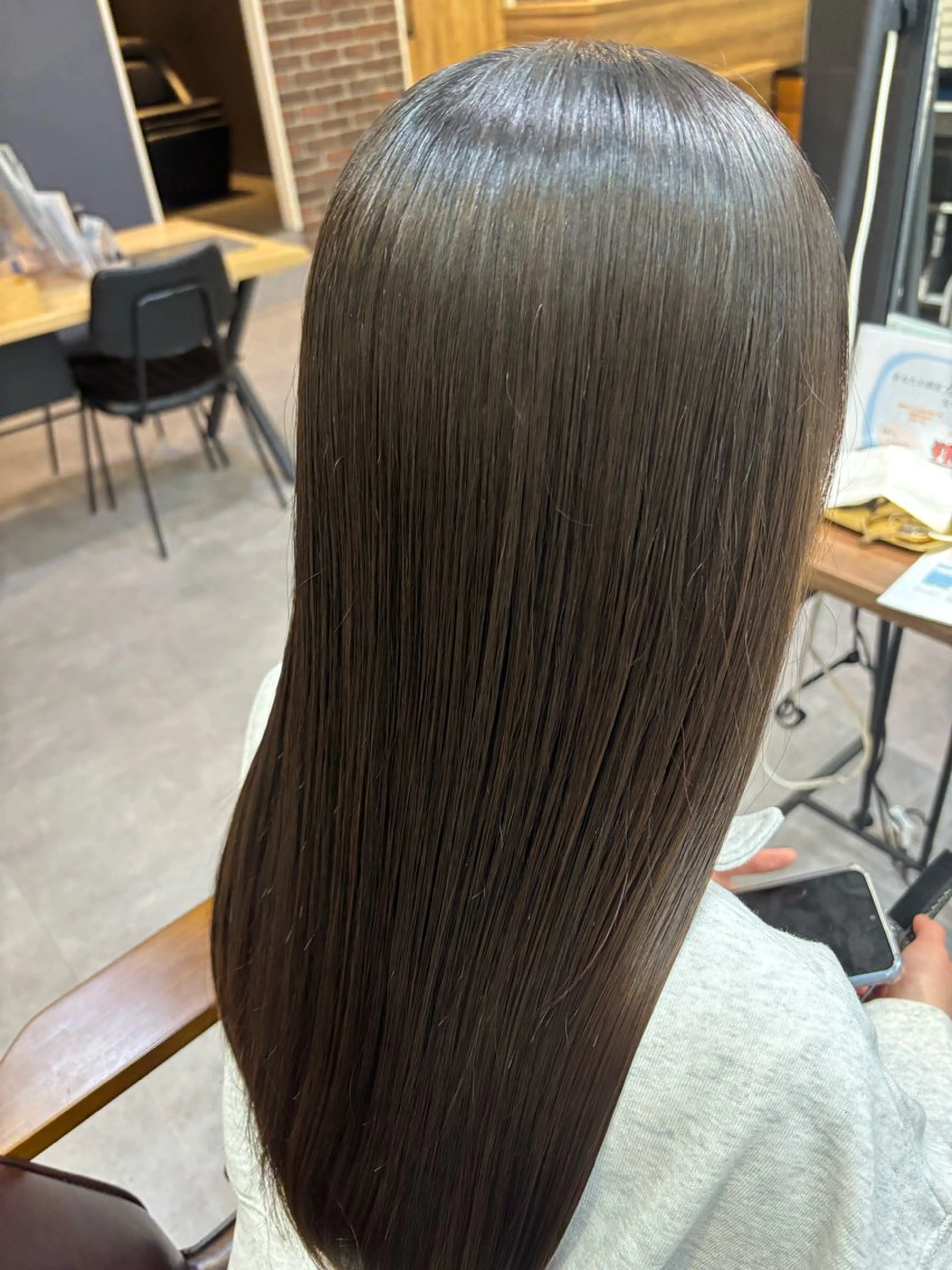 セミロング カット ヘアカラー 脇田 光樹のヘアスタイル