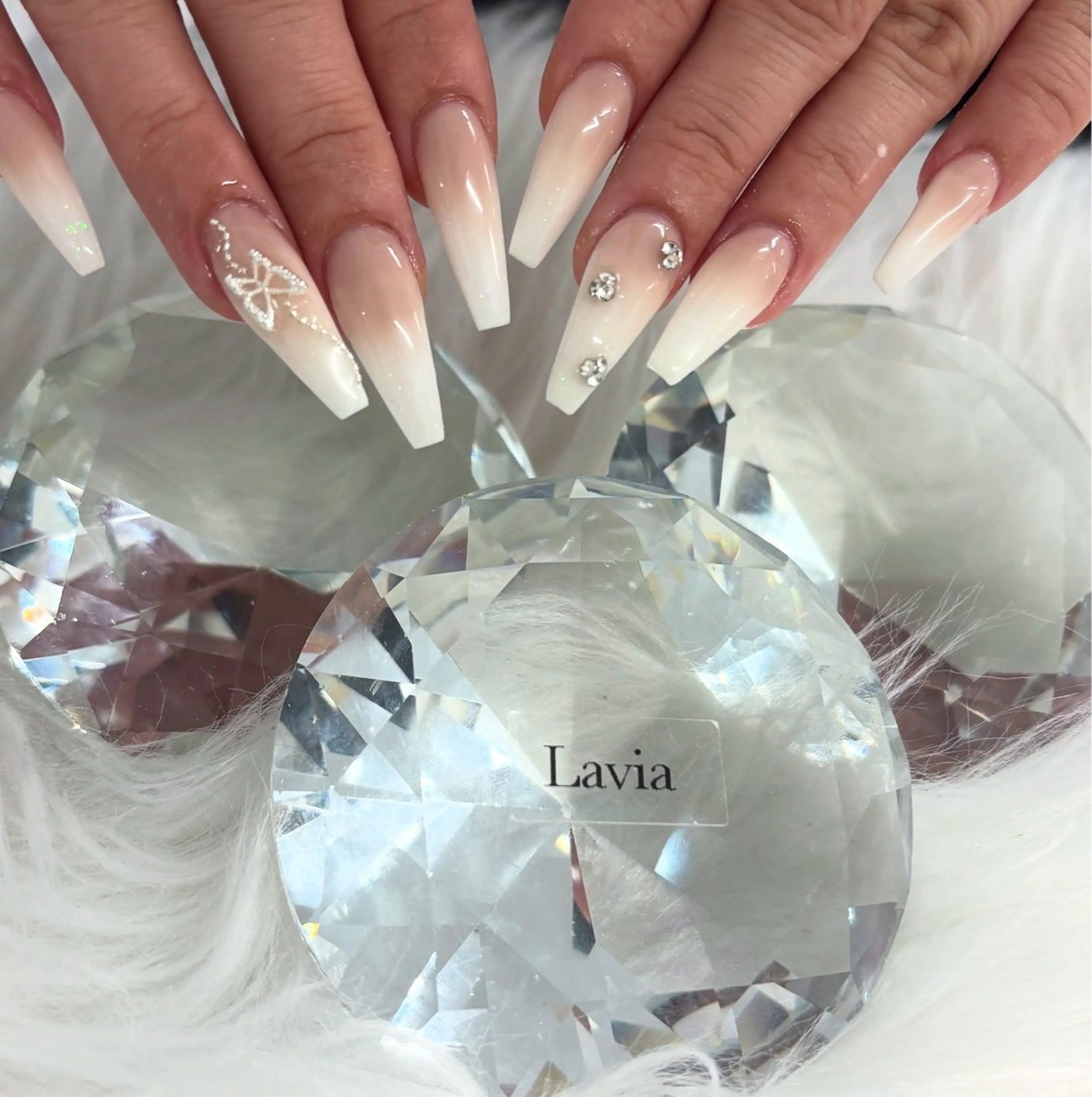 ネイル ハンドネイル Lavia❄️ kahoのネイルデザイン