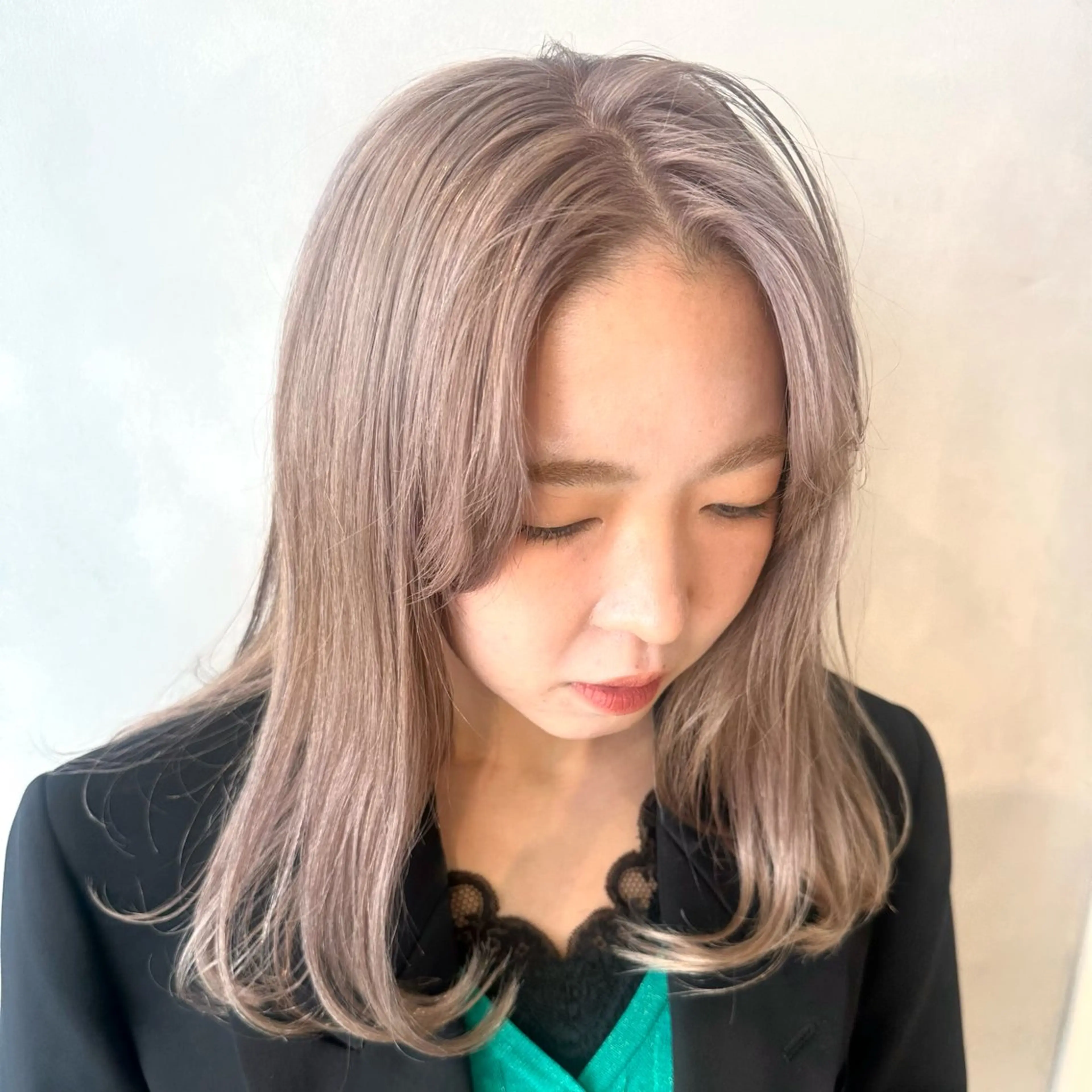 ミディアム カラー カット ヘアカラー トリートメント デザインカラー/パー マ🦖外岡咲希🦖のヘアスタイル