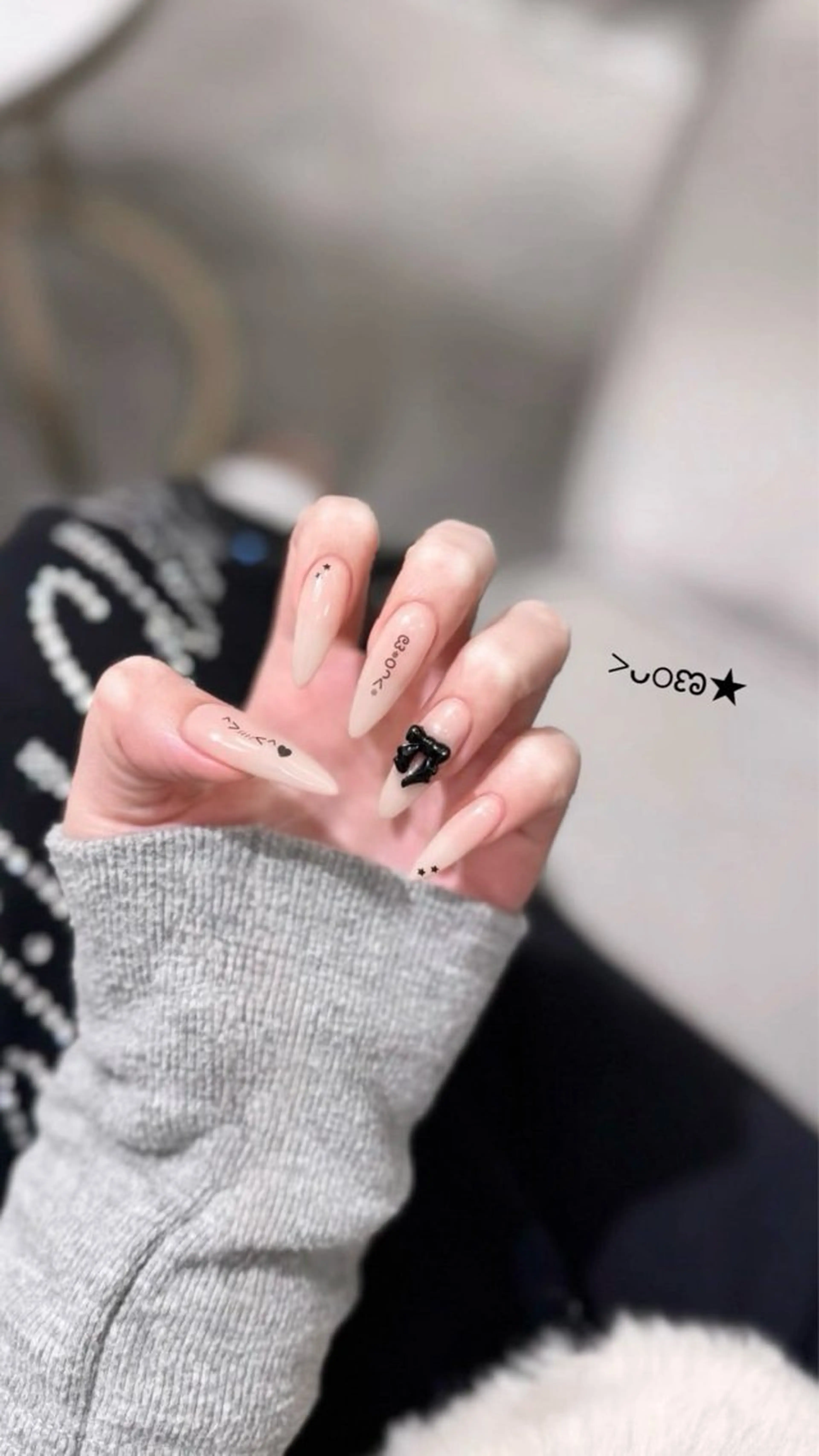 カラー グラデーションカラー ピンクカラー ハンドネイル AIN Nailのネイルデザイン