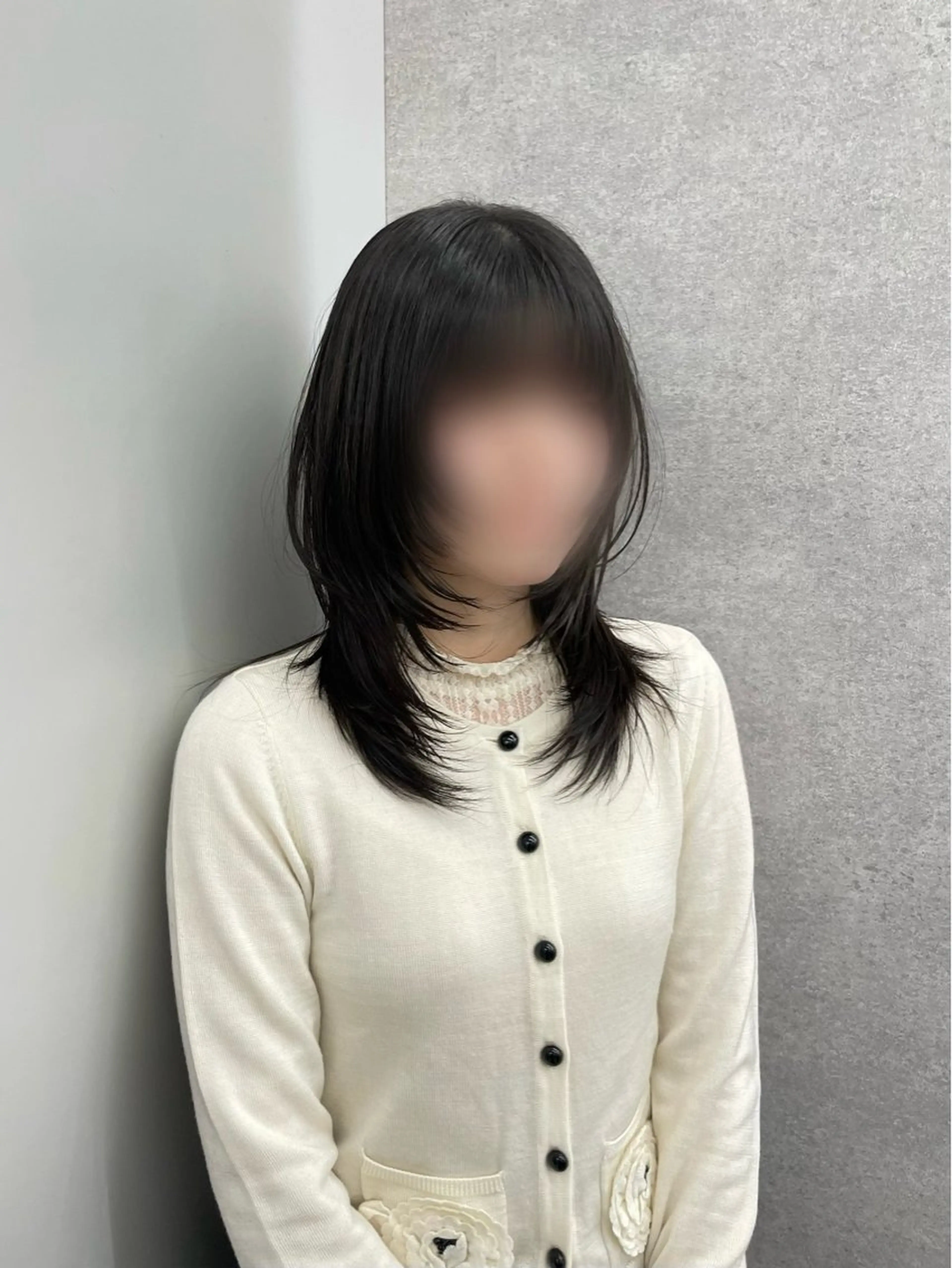 セミロング ハッシュカット カット 愛華 【geep】のヘアスタイル