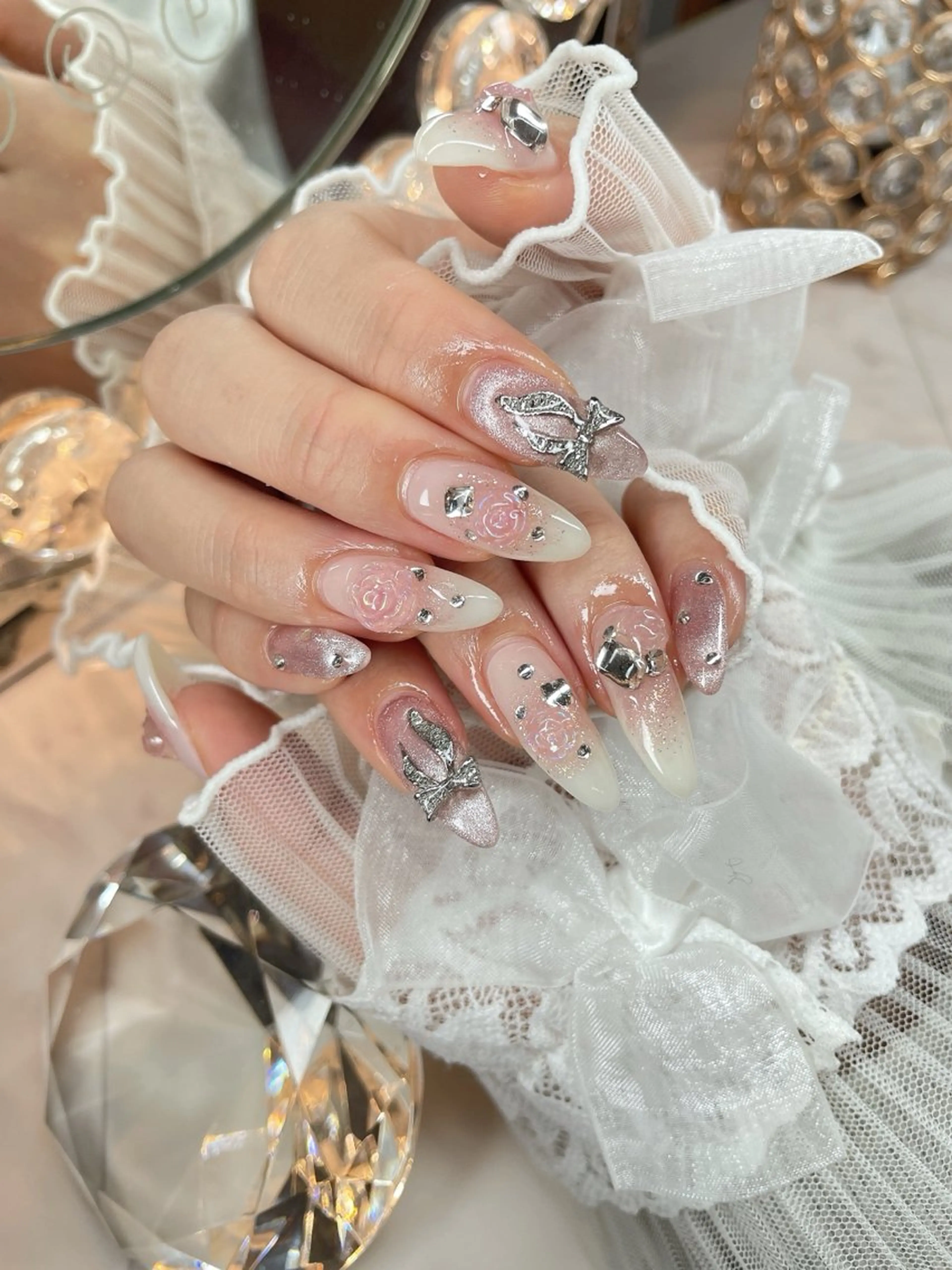 ネイル 23時まで❤︎韓国、 ワンホンネイルのネイルデザイン