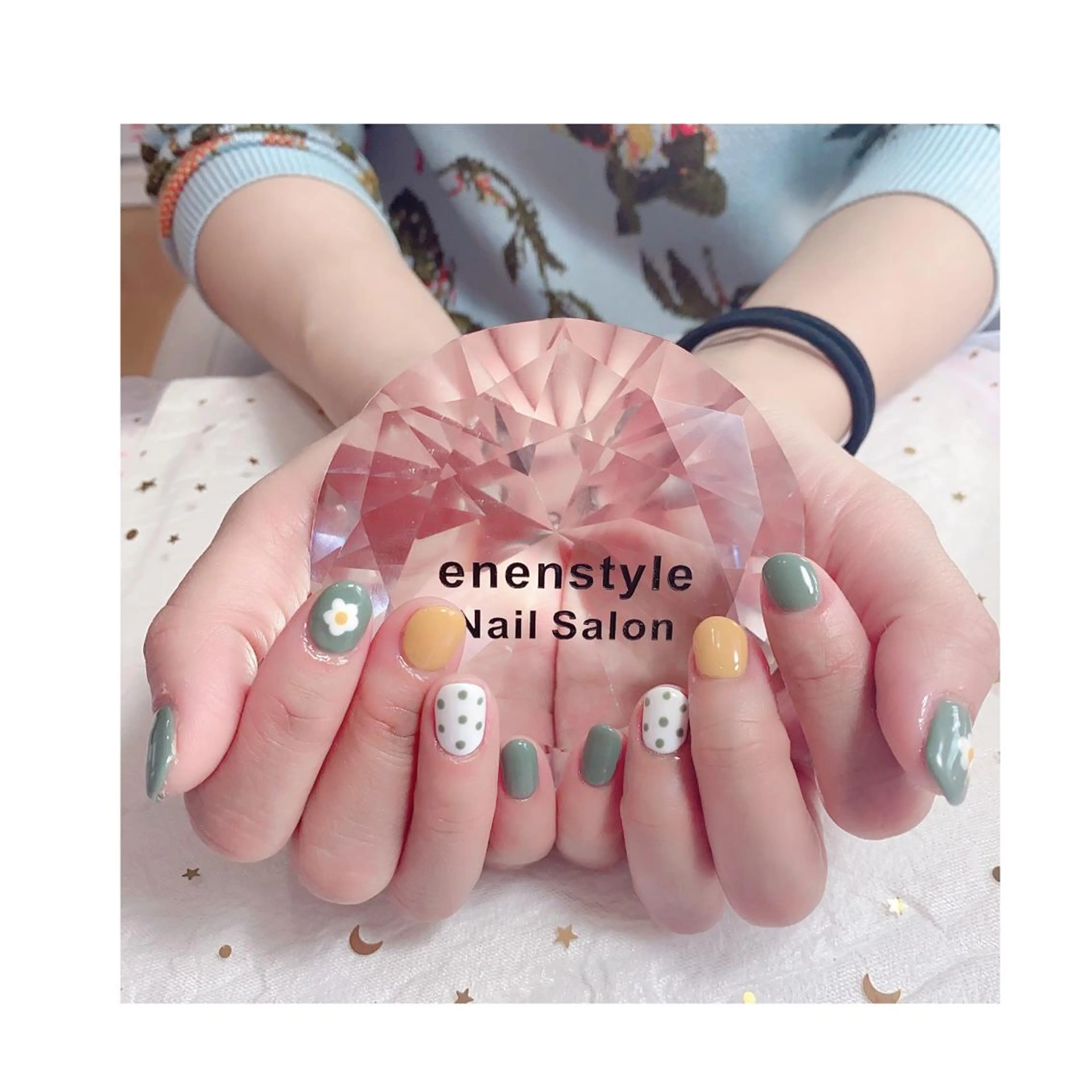 ショート ネイル ジェルネイル ニュアンスネイル オフィスネイル ワンカラーネイル パラジェル 👑enen style👑のネイルデザイン