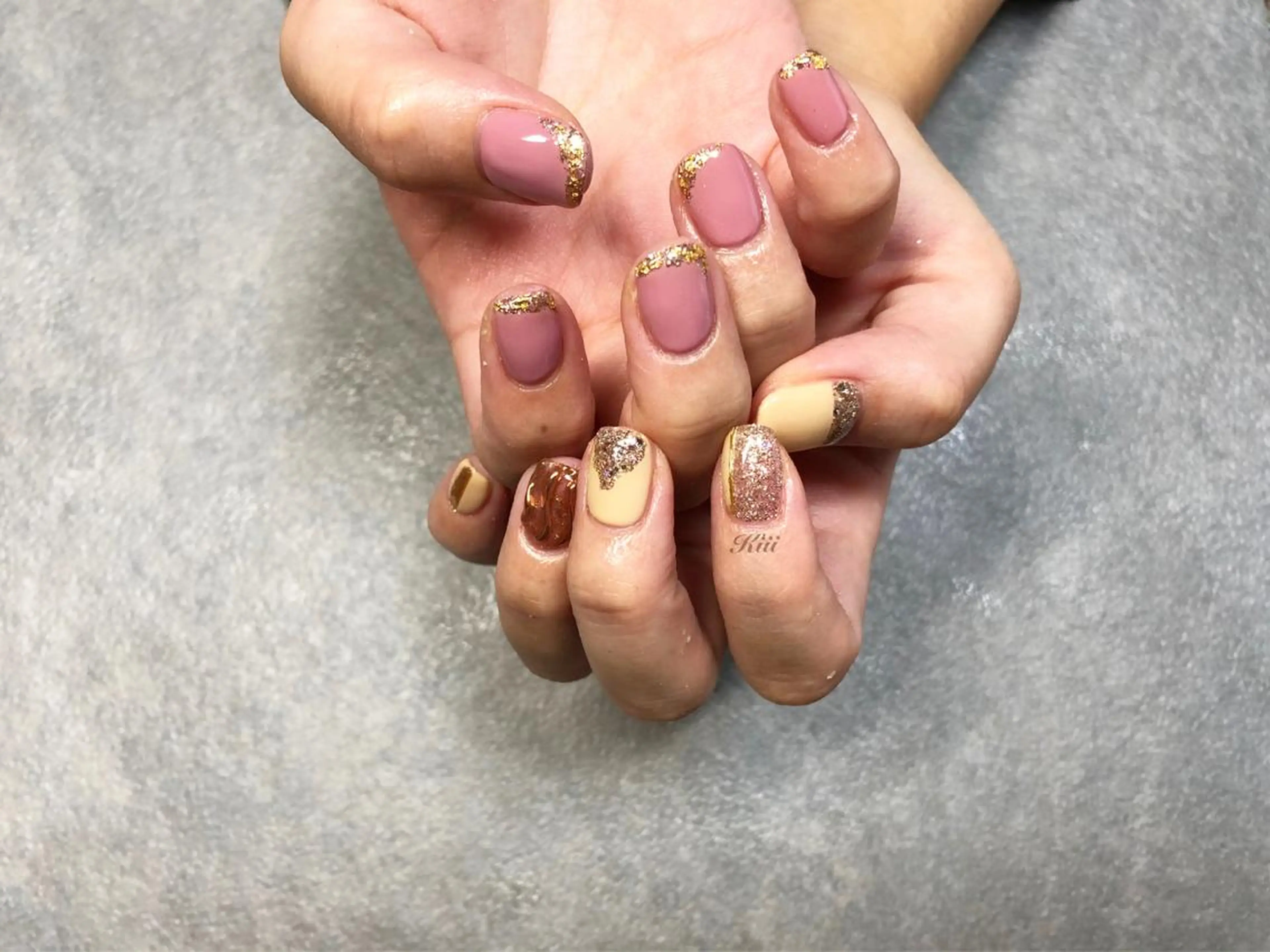 ネイル ピンク ハンドネイル フットネイル kiii.__ ✴︎*のネイルデザイン