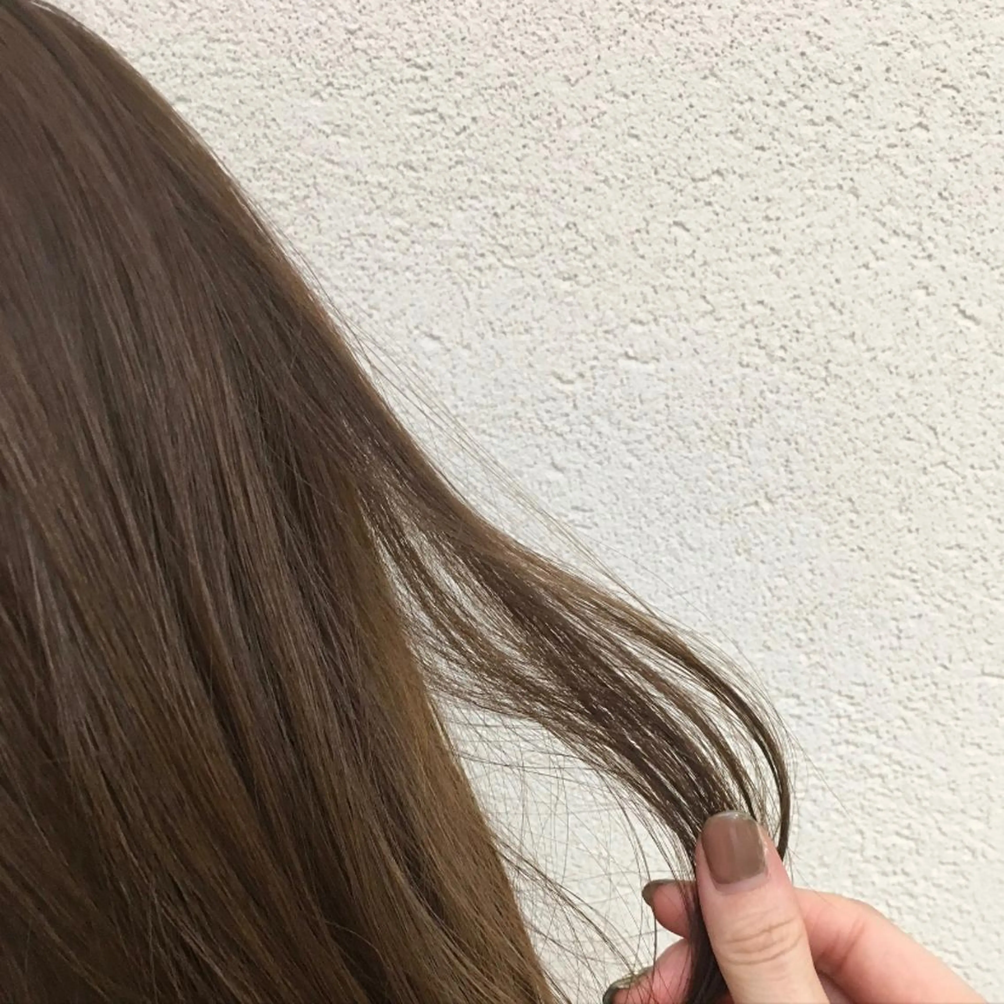 セミロング カラー 透明感カラー カット ヘアカラー H梅田 / 811 堀本菜奈のヘアスタイル