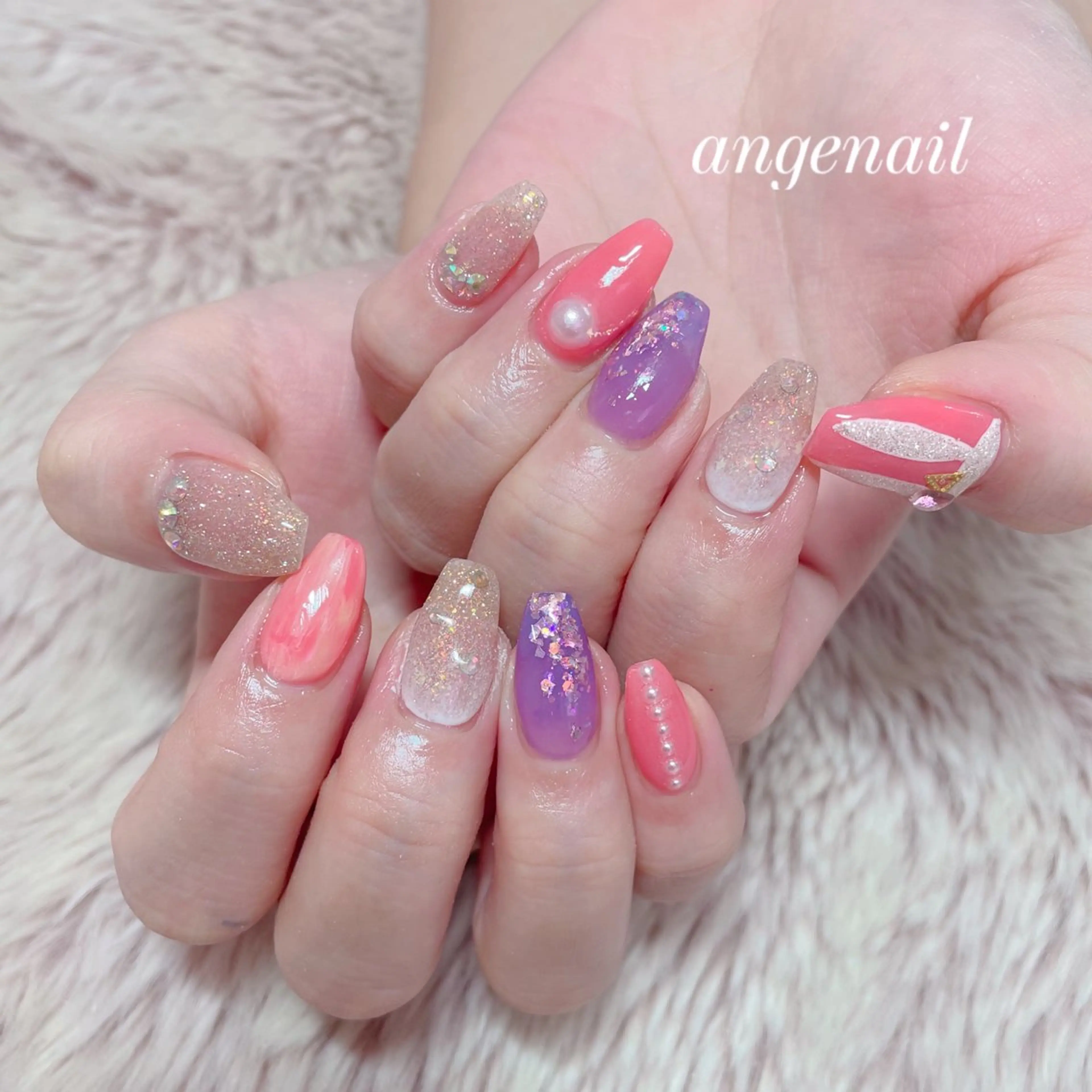 ネイル ハンドネイル オーナーネイリスト MAKIのネイルデザイン