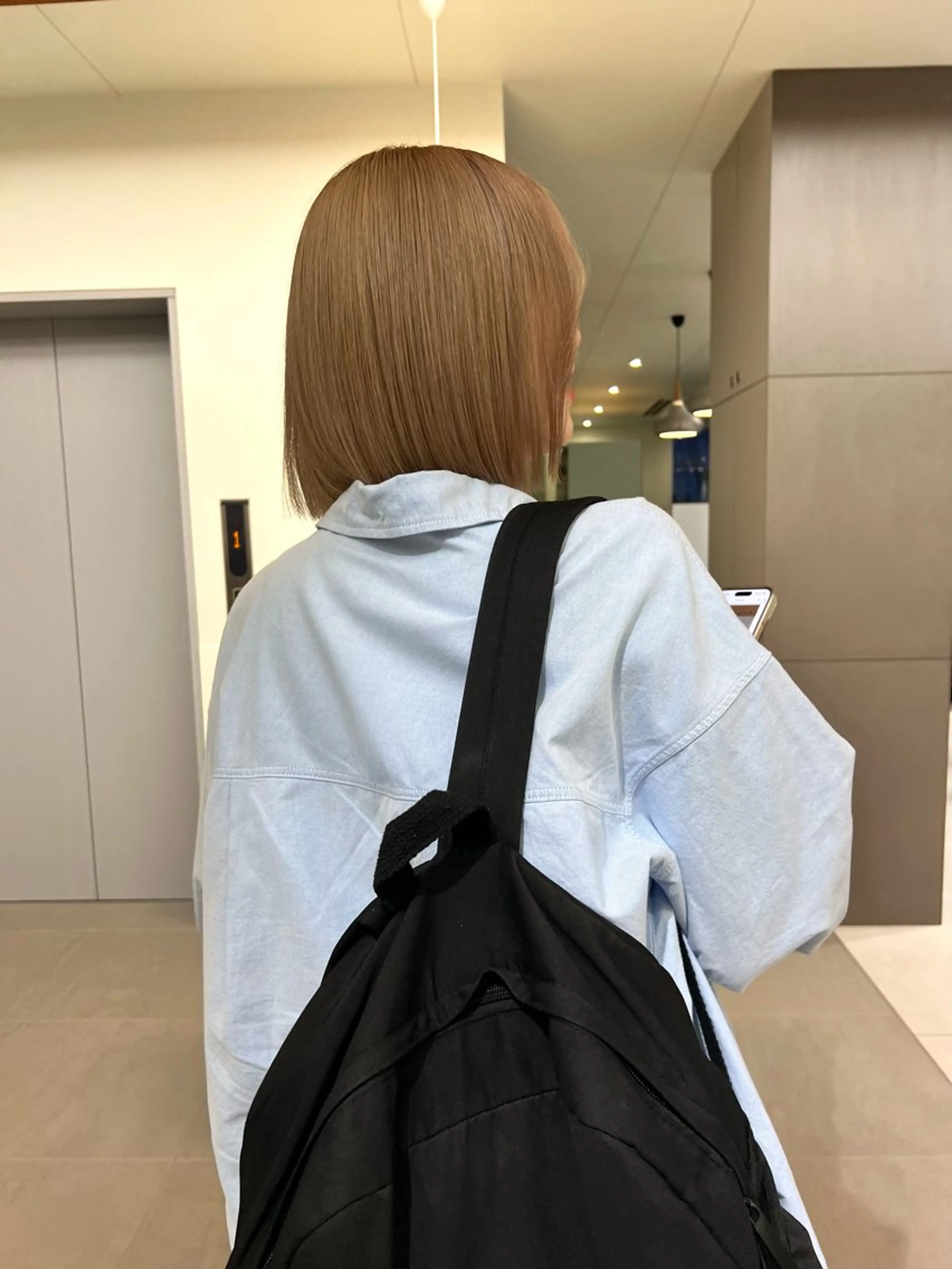 ショート 顔まわりカット/透け カラー/Memi🎀のヘアスタイル