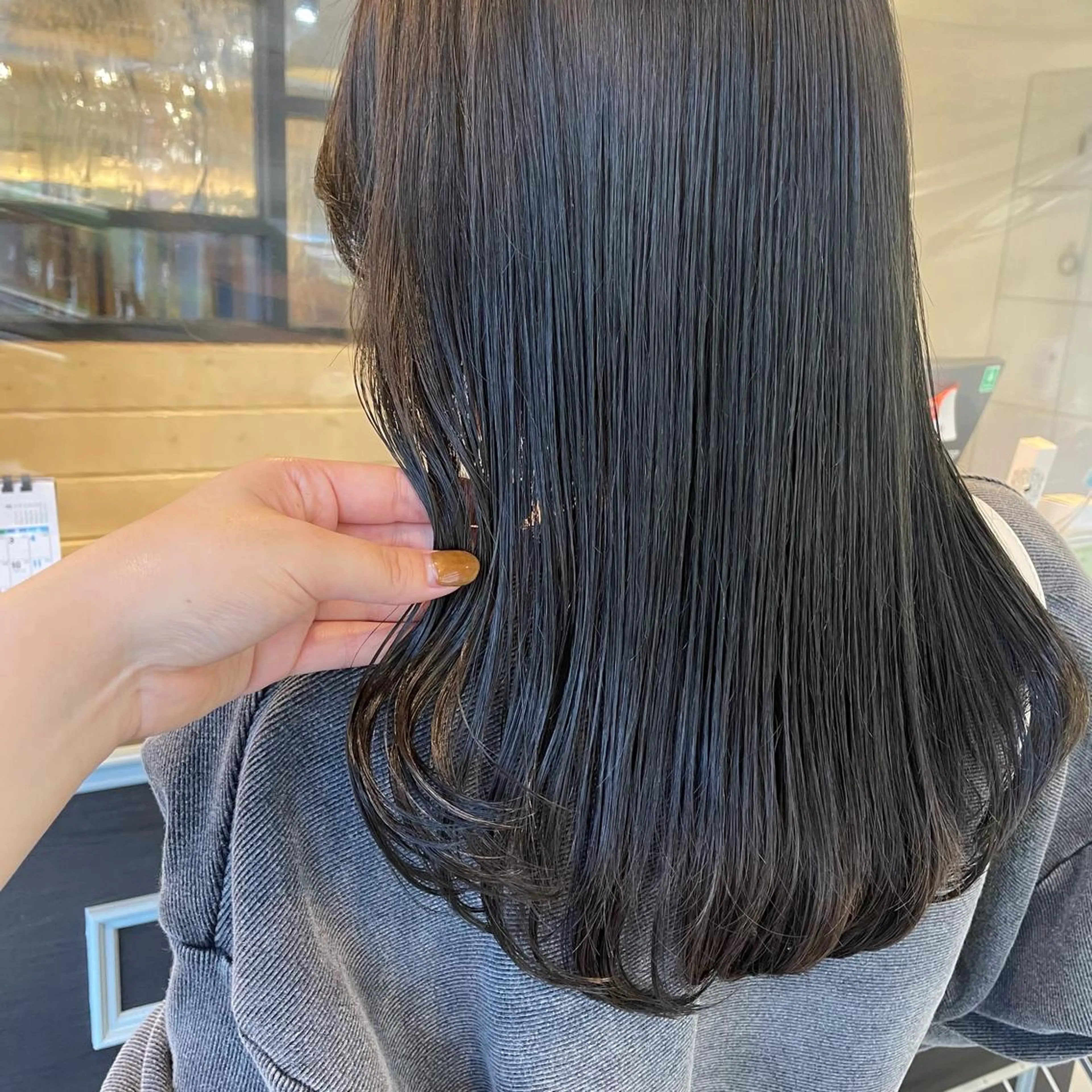ロング カラー スナコザワ レナのヘアスタイル