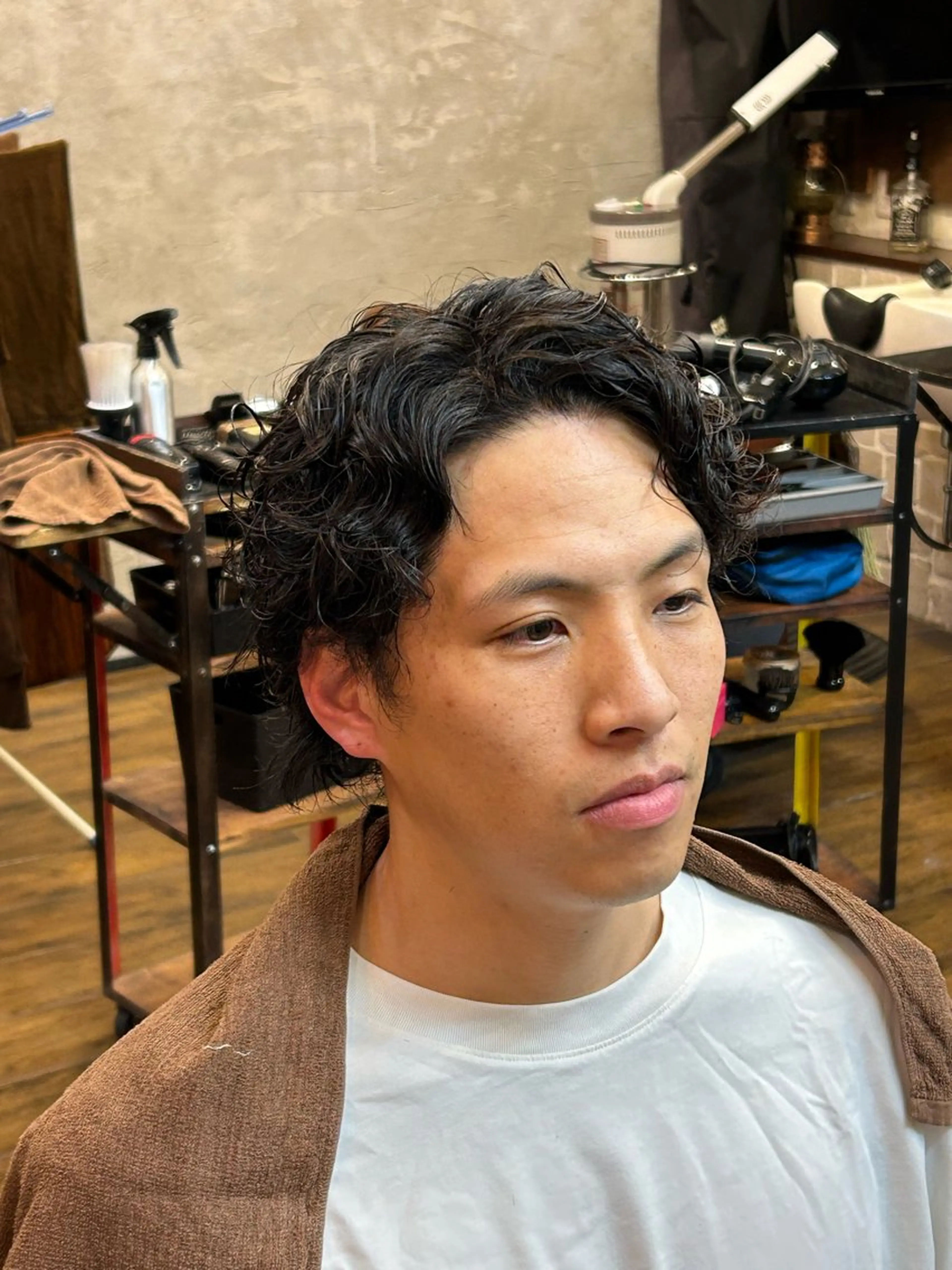 ミディアム メンズ ミディアムパーマ メンズパーマ ナイルプラス所属・ナイルプラス ヨウのヘアスタイル