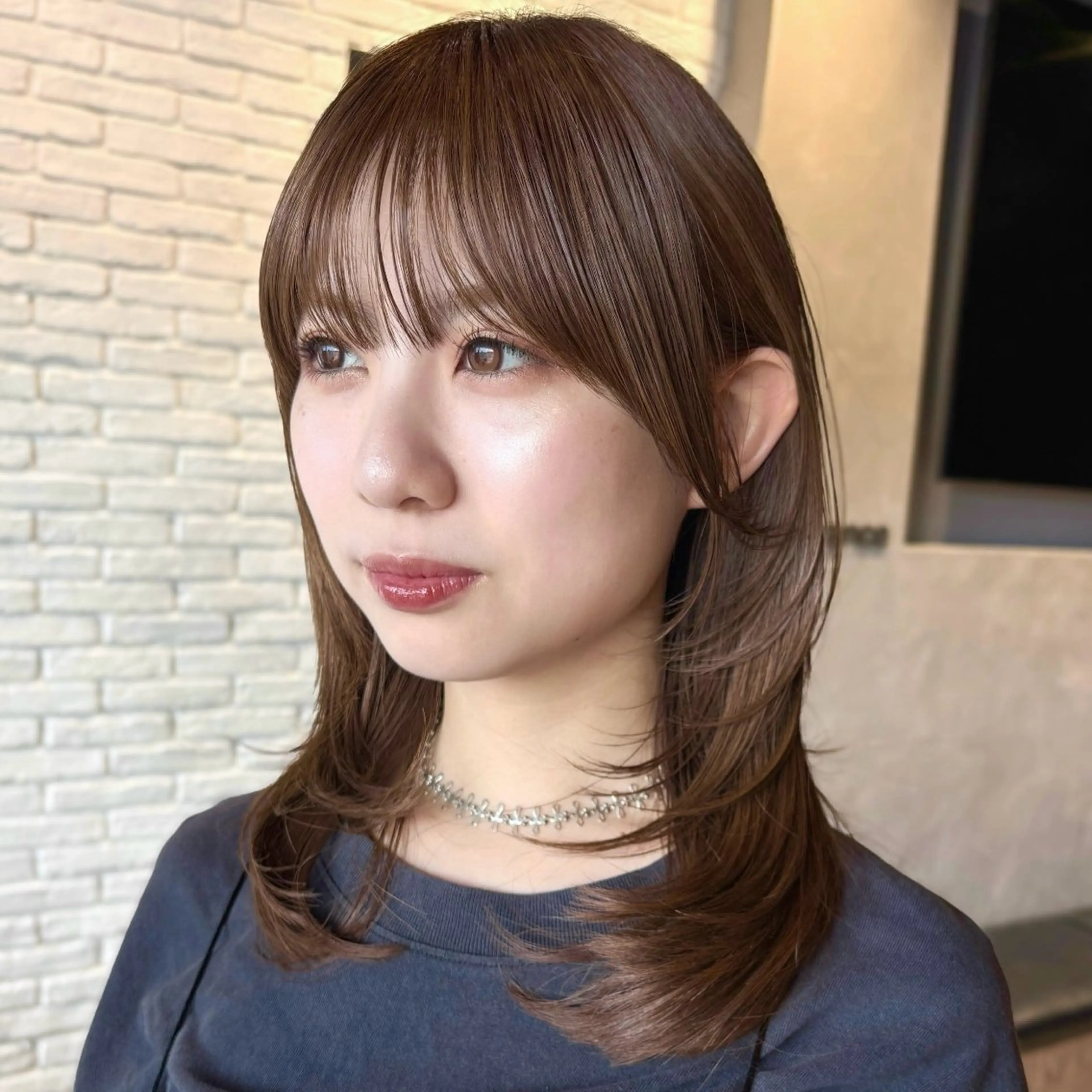 ミディアム カラー アッシュ アッシュブラウン ブラウンカラー レイヤーカット カット ヘアカラー トリートメント 顔まわり🥨レイヤー /透明感/水口舞奈のヘアスタイル